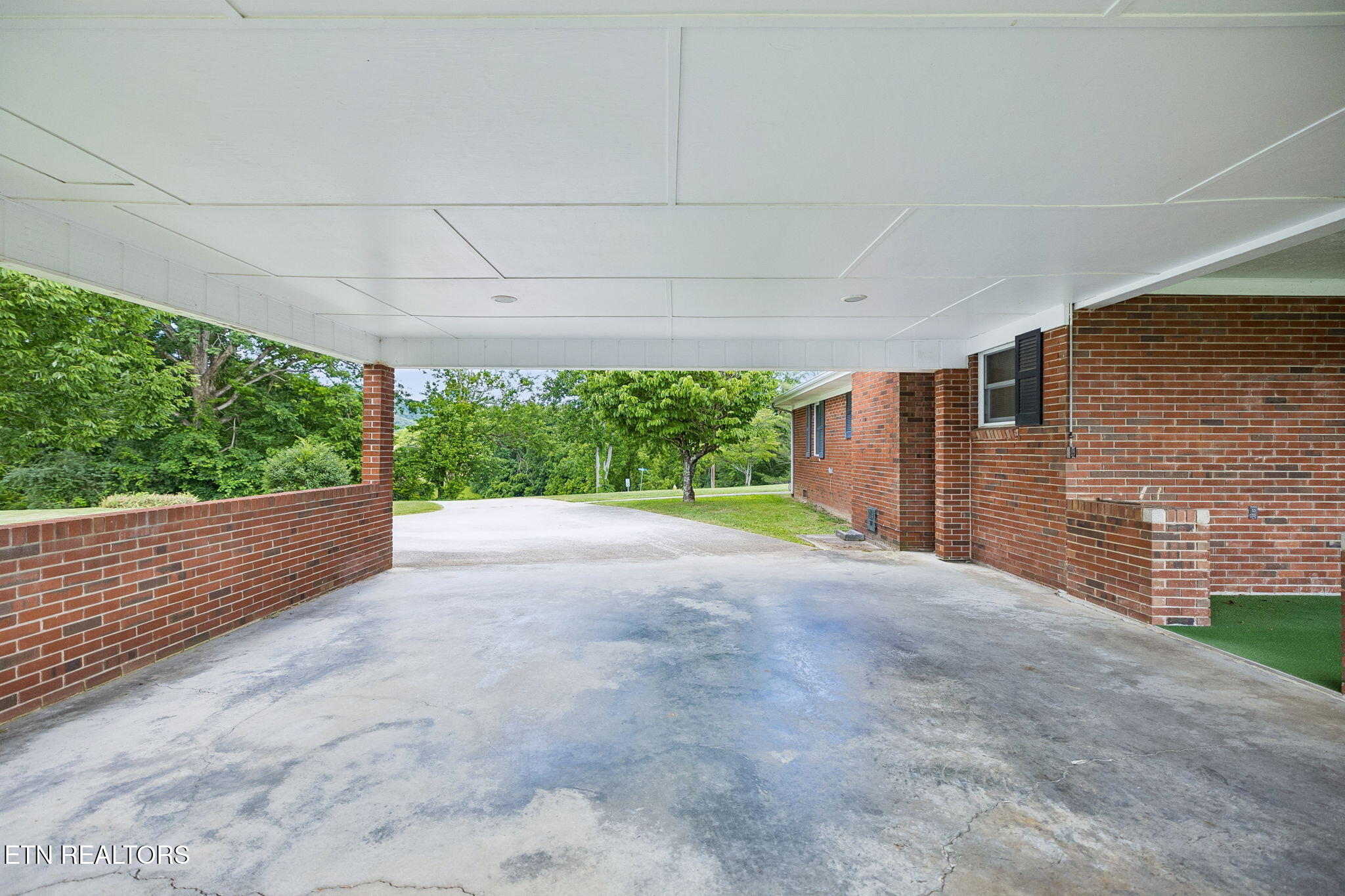 147 Meredith Road Lafollette TN 37766