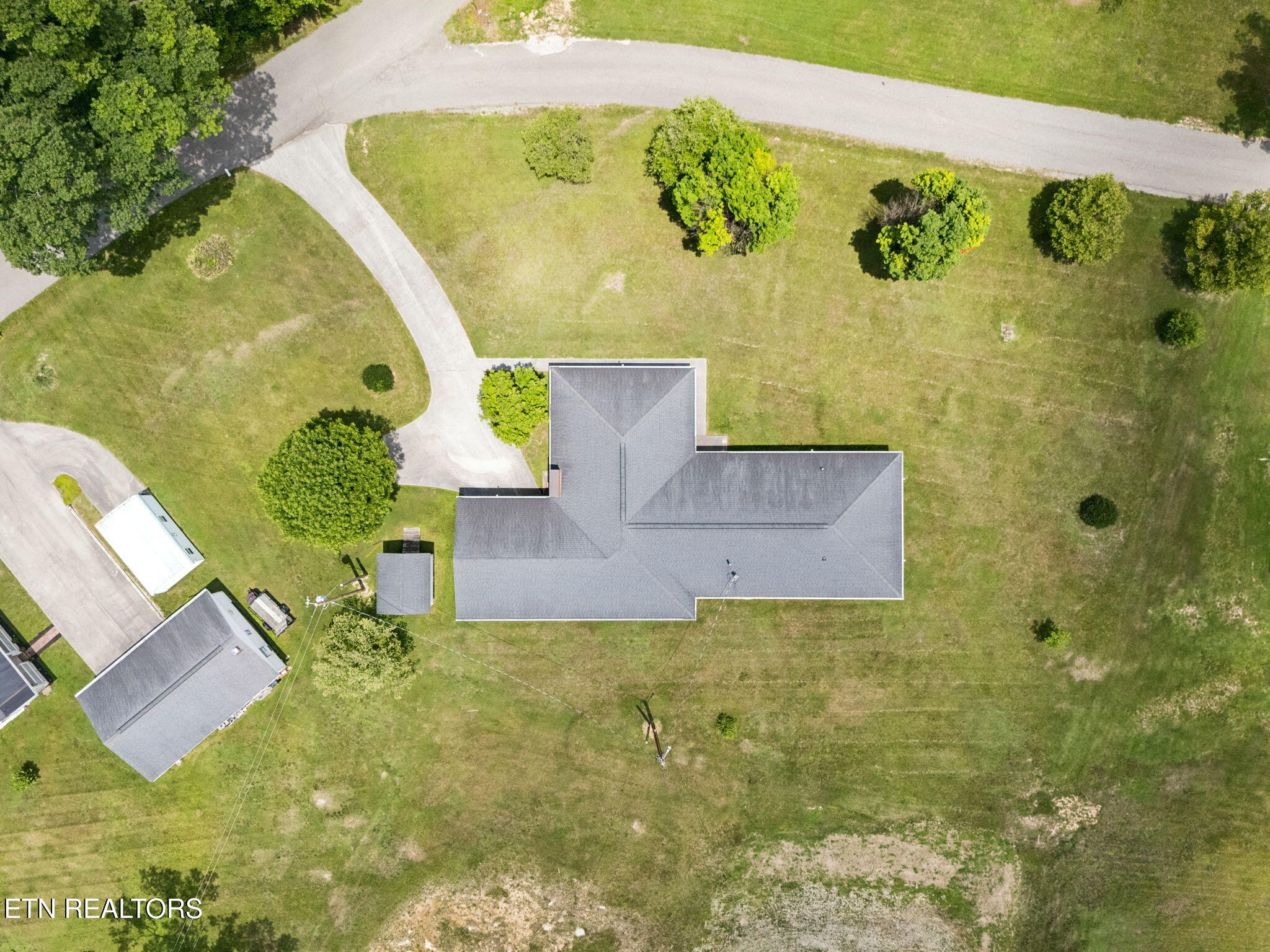 147 Meredith Road Lafollette TN 37766