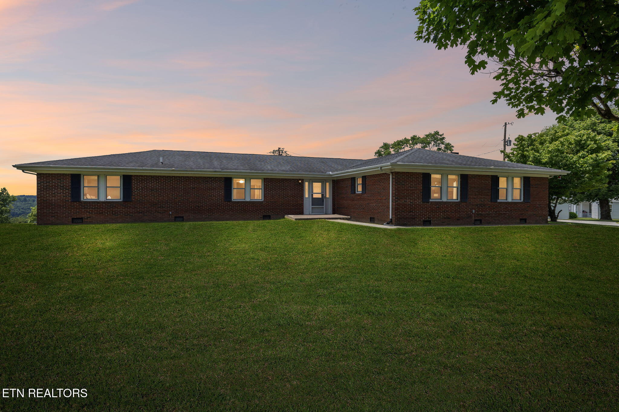 147 Meredith Road Lafollette TN 37766