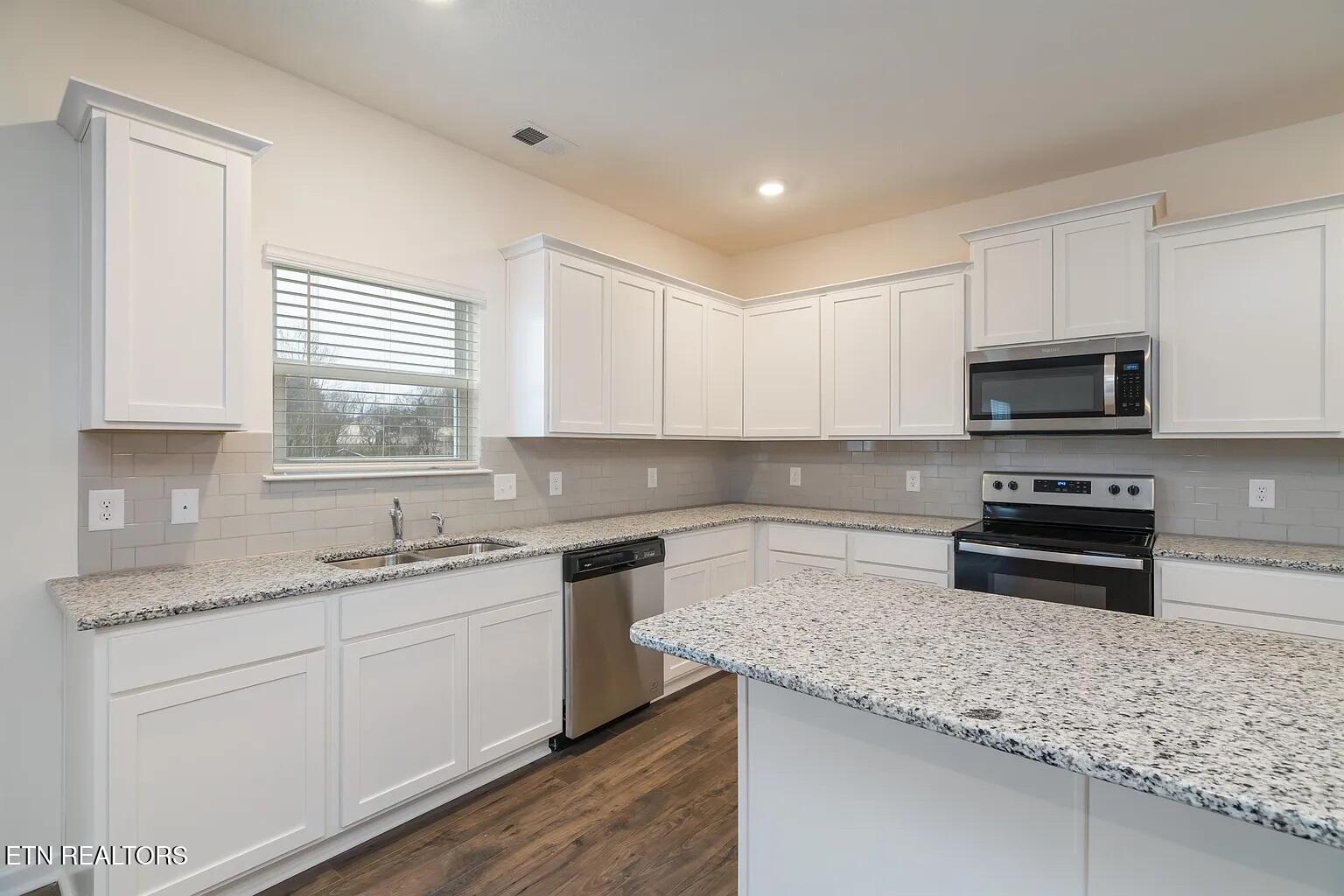 153 Kaley Lane Lenoir City TN 37771