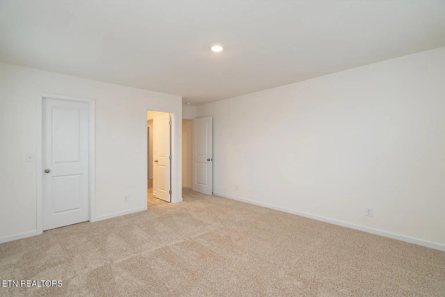 153 Kaley Lane Lenoir City TN 37771