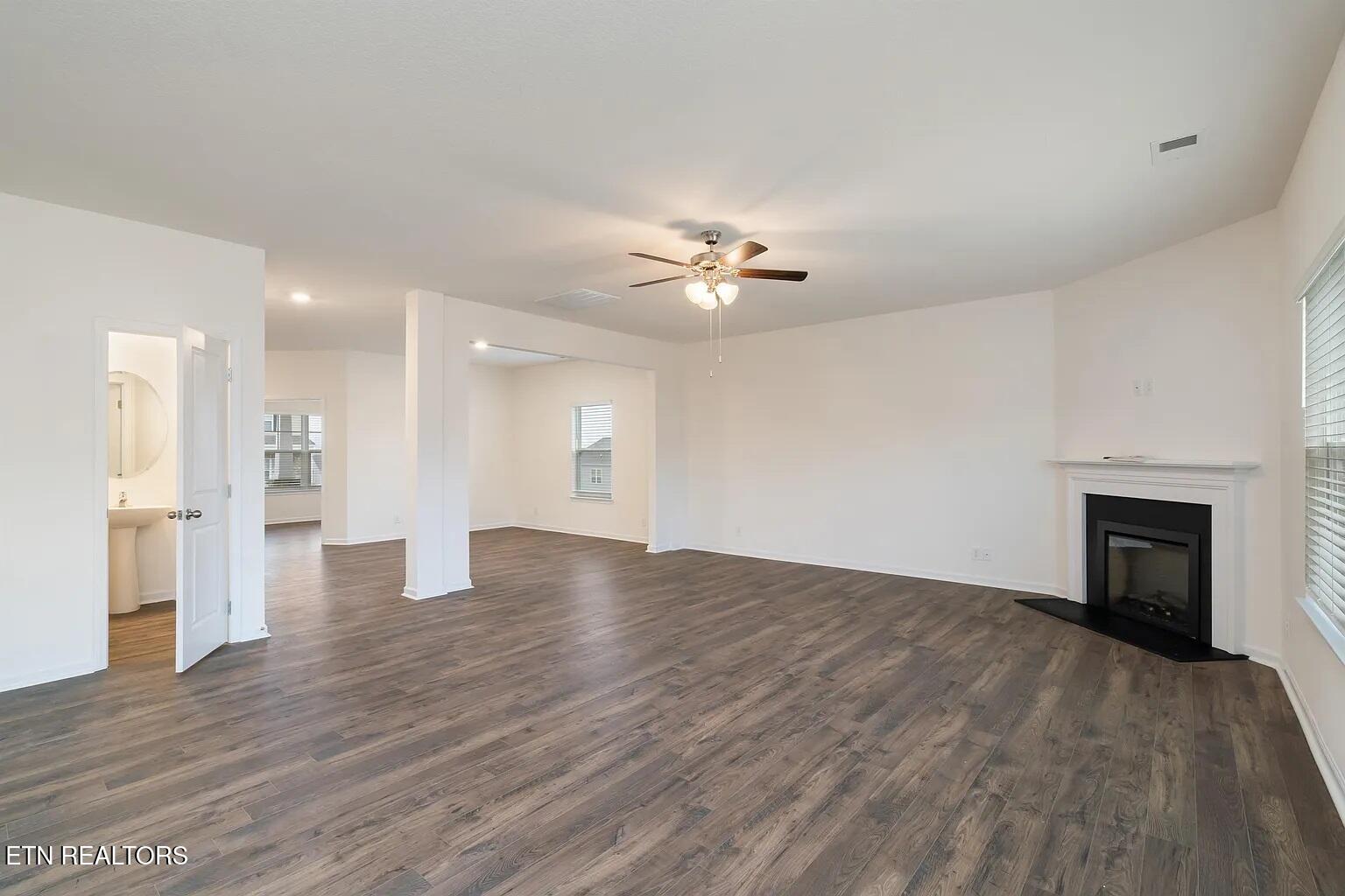 153 Kaley Lane Lenoir City TN 37771