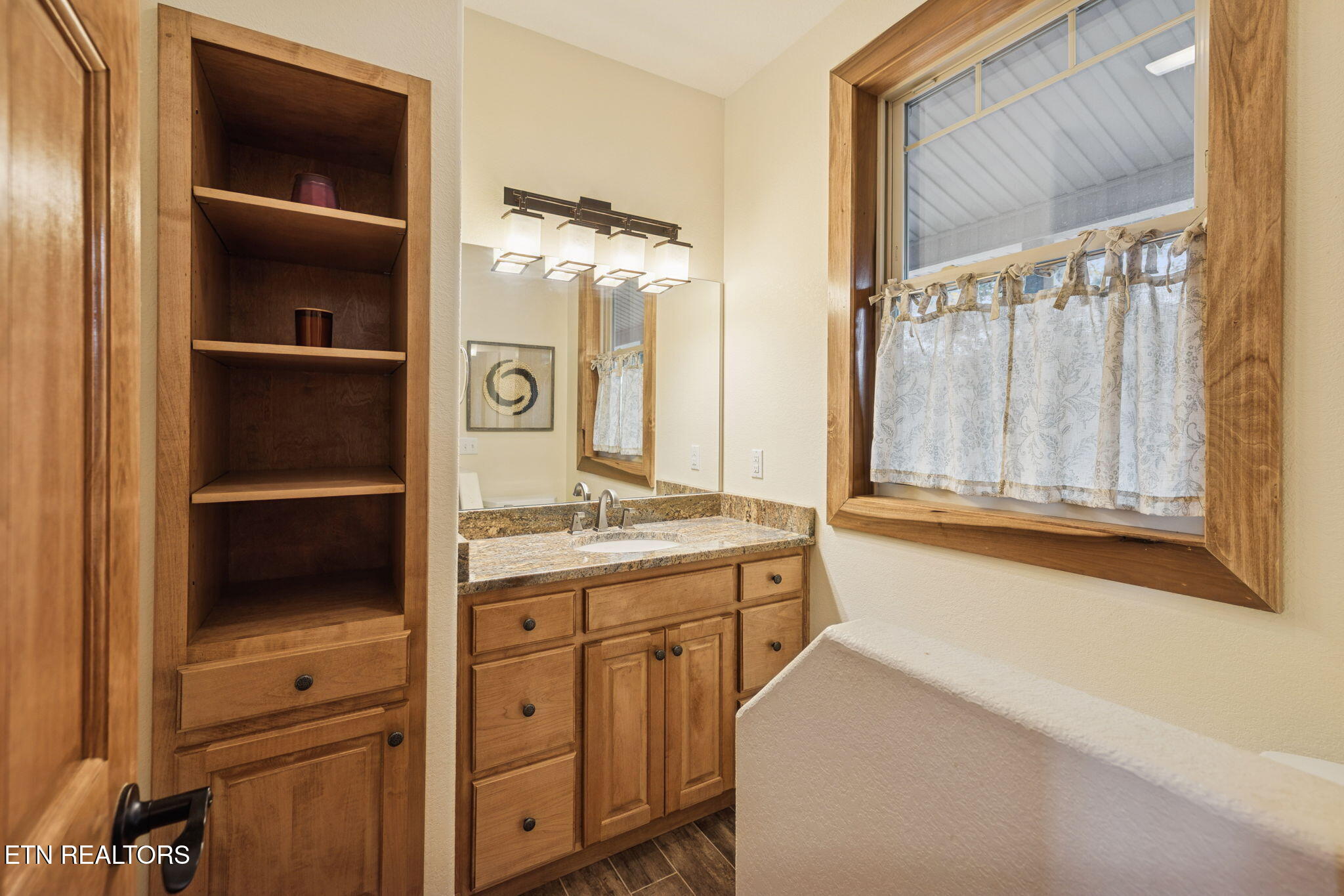 2070 Holly Bend Drive Byrdstown TN 38549