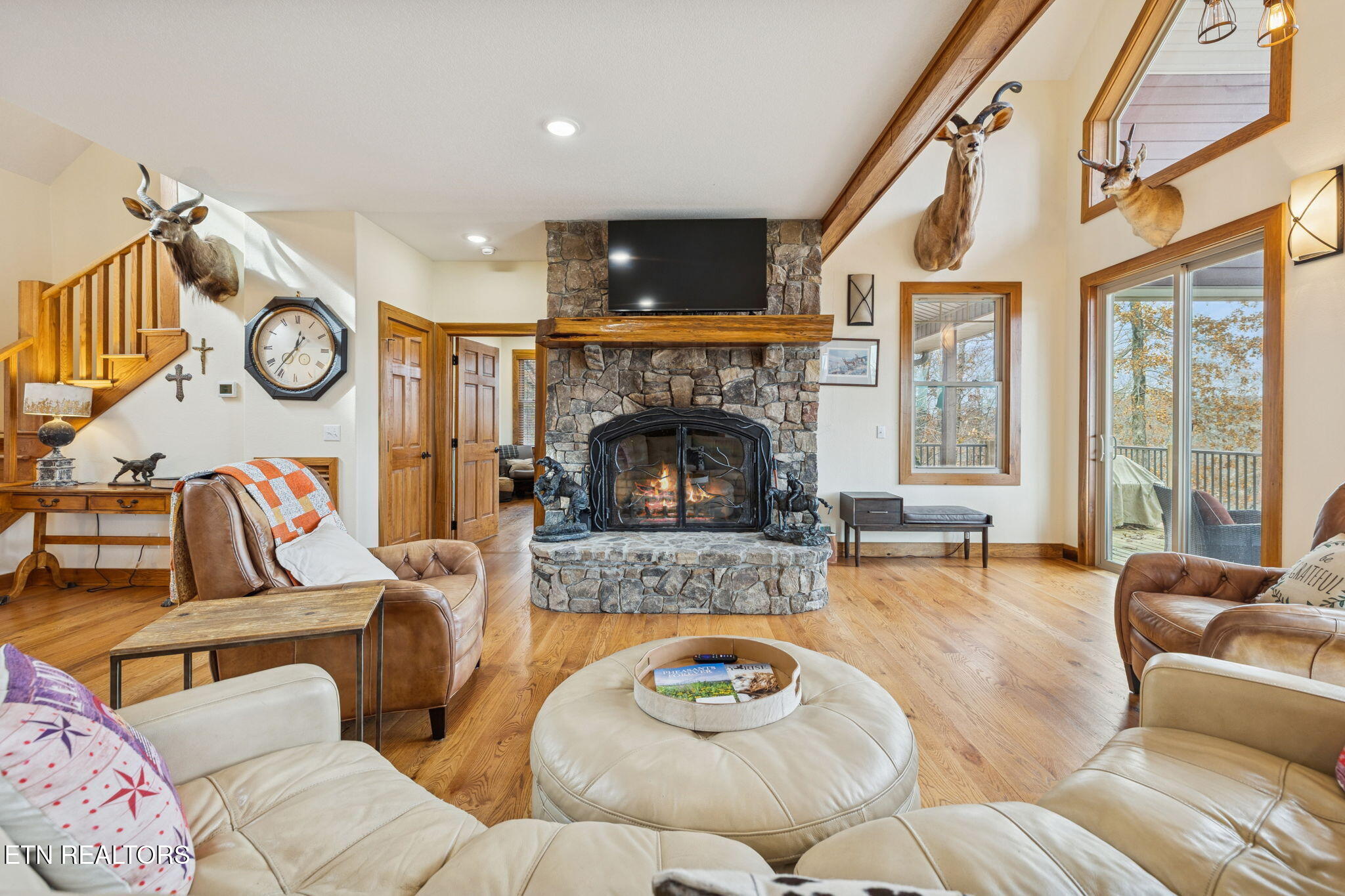 2070 Holly Bend Drive Byrdstown TN 38549