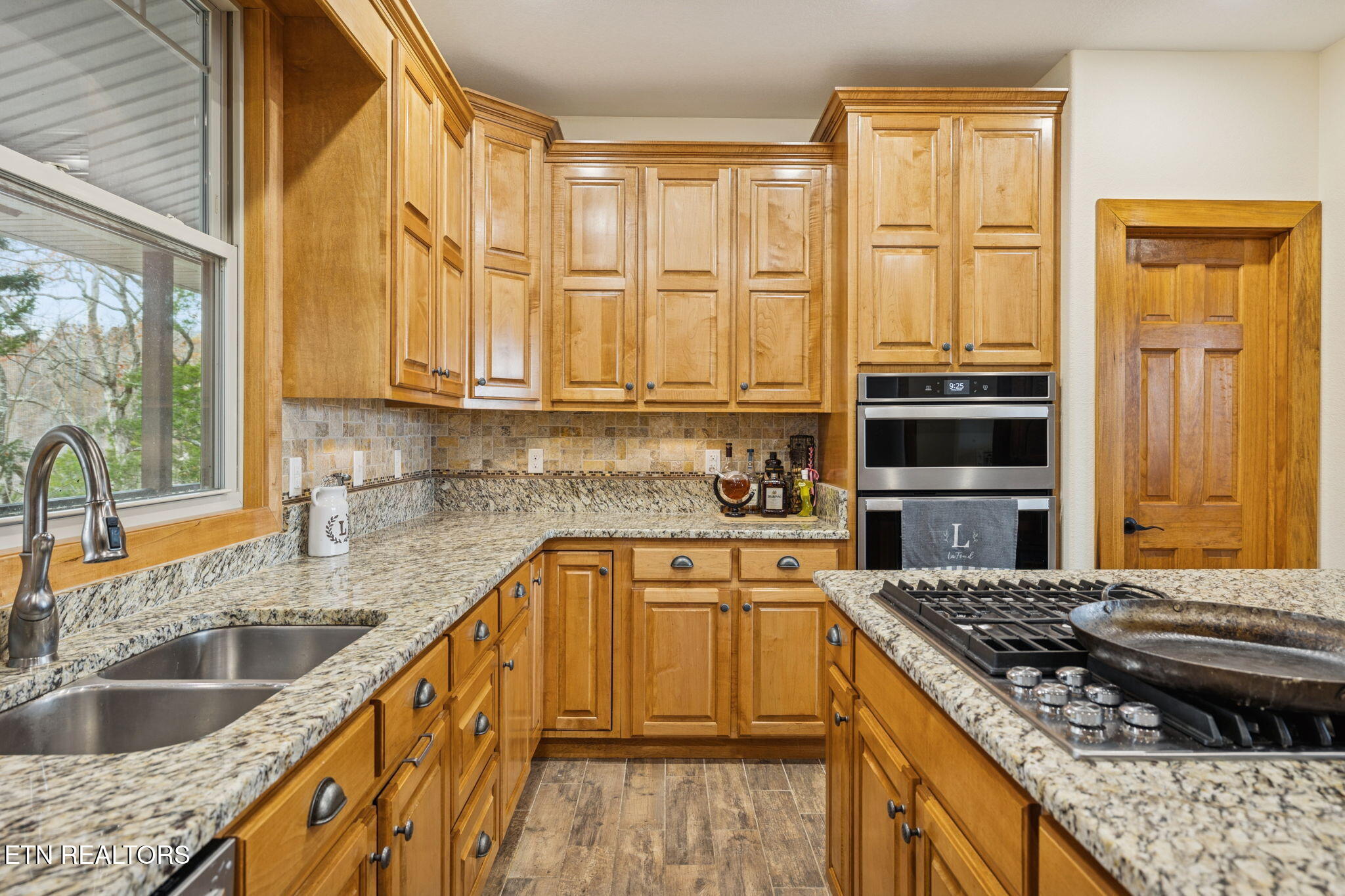 2070 Holly Bend Drive Byrdstown TN 38549