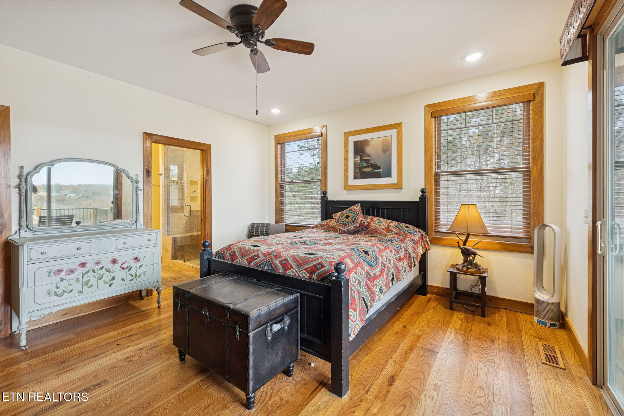 2070 Holly Bend Drive Byrdstown TN 38549