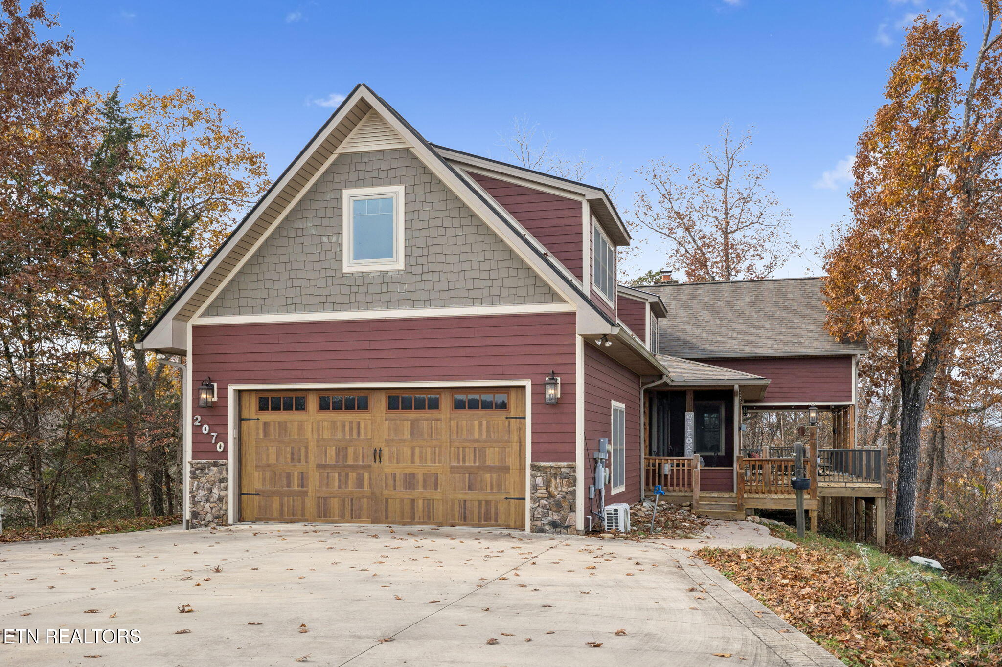 2070 Holly Bend Drive Byrdstown TN 38549