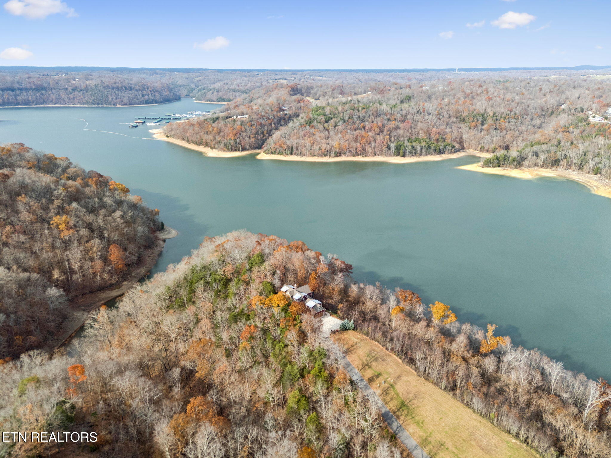 2070 Holly Bend Drive Byrdstown TN 38549