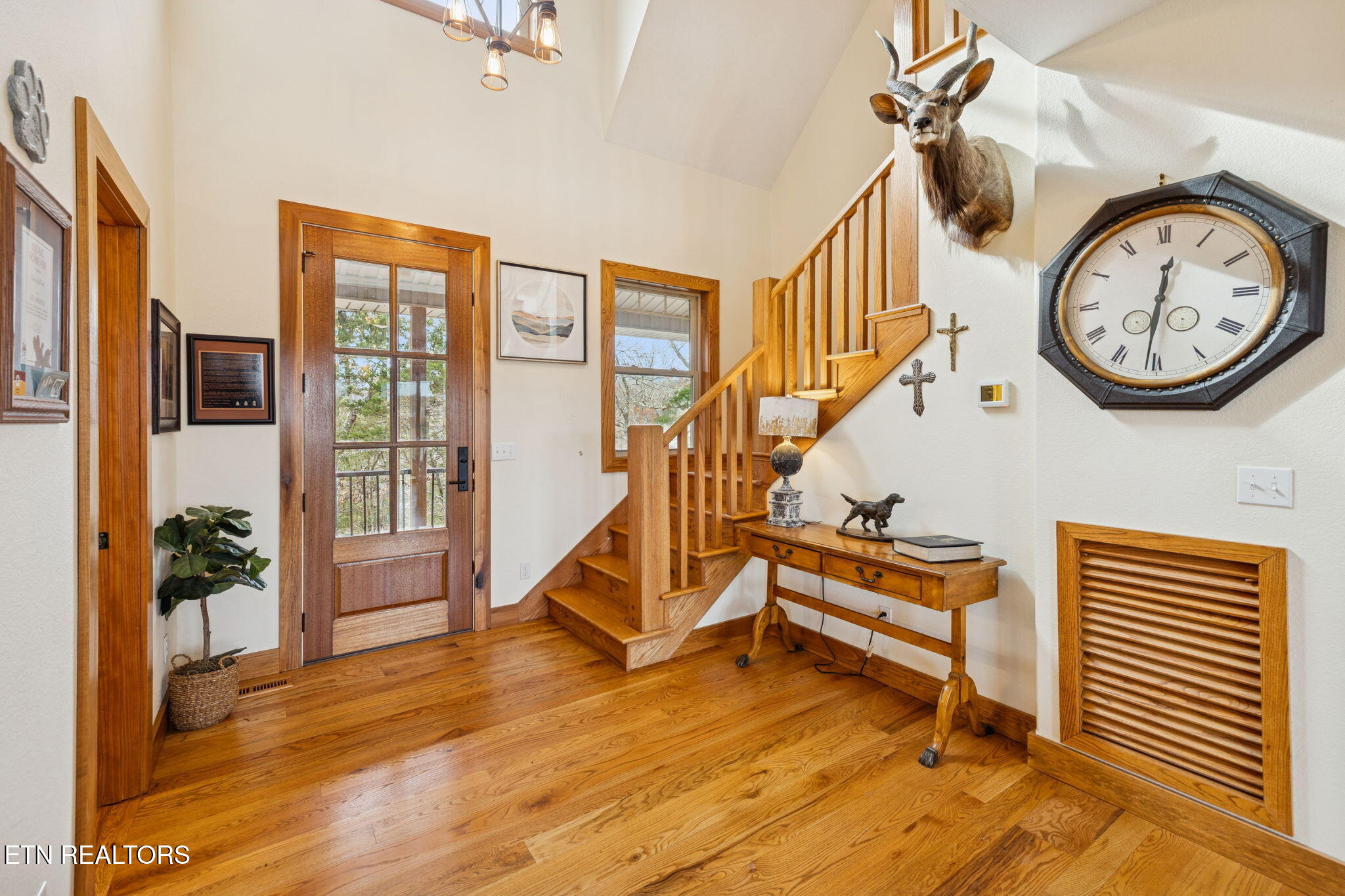 2070 Holly Bend Drive Byrdstown TN 38549