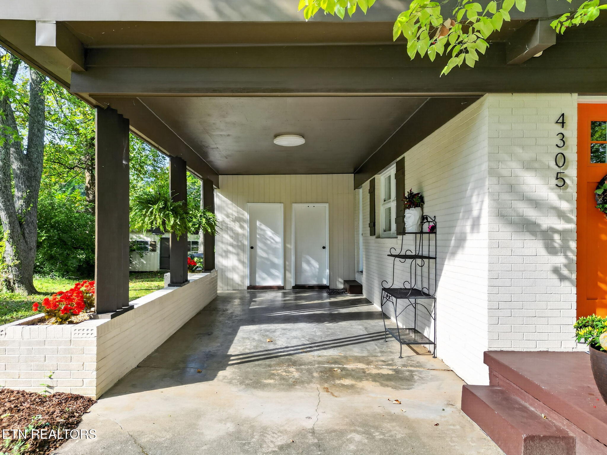 4305 Thornwood Drive Knoxville TN 37921