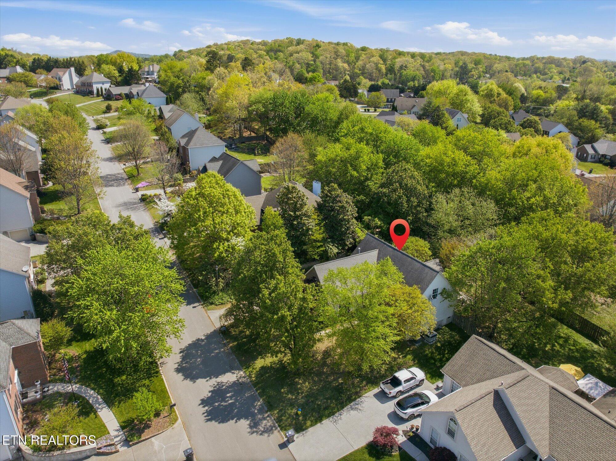 2412 Maple Crest Lane Knoxville TN 37921