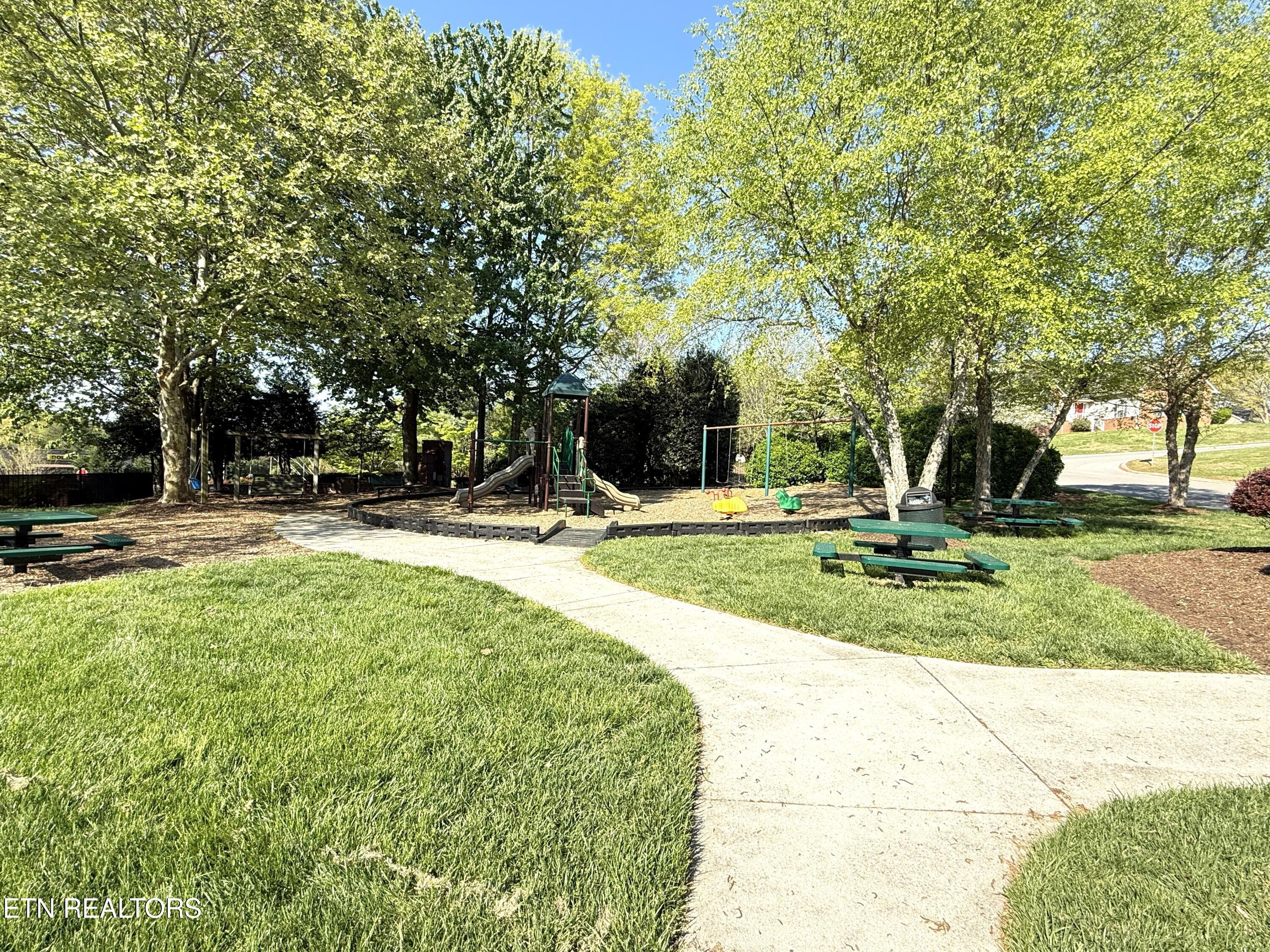 2412 Maple Crest Lane Knoxville TN 37921