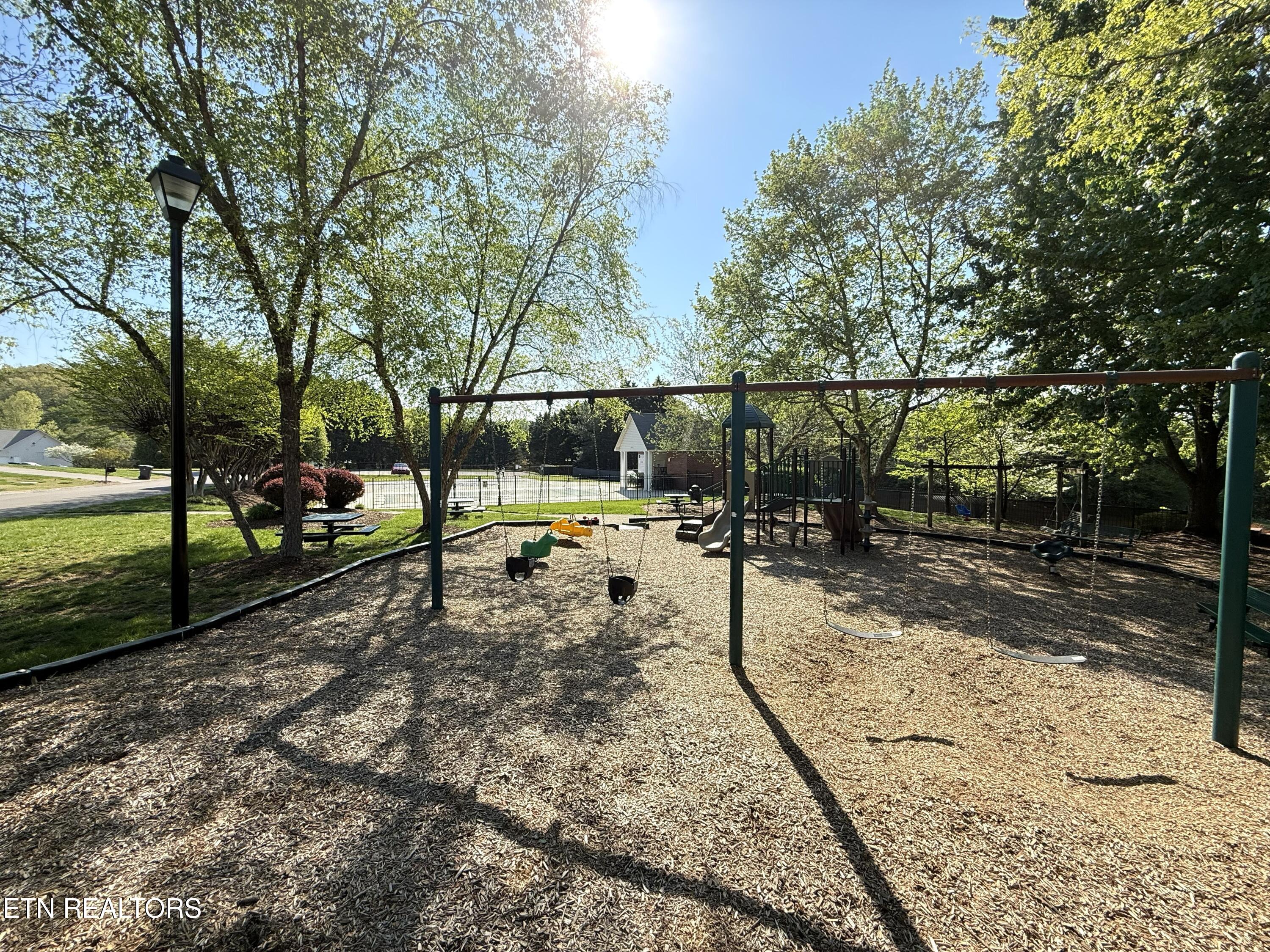 2412 Maple Crest Lane Knoxville TN 37921