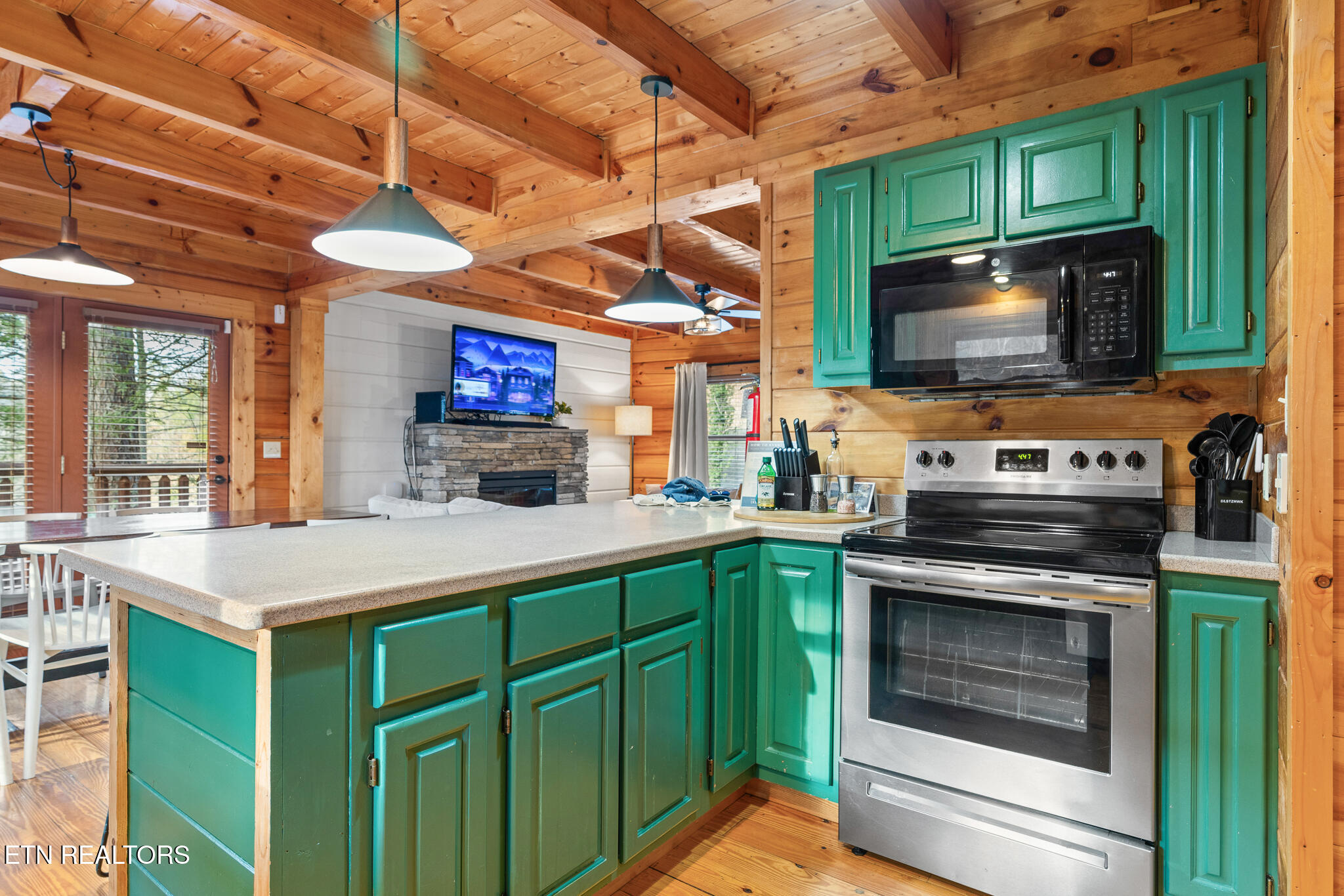 3318 Covered Bridge Way Sevierville TN 37862
