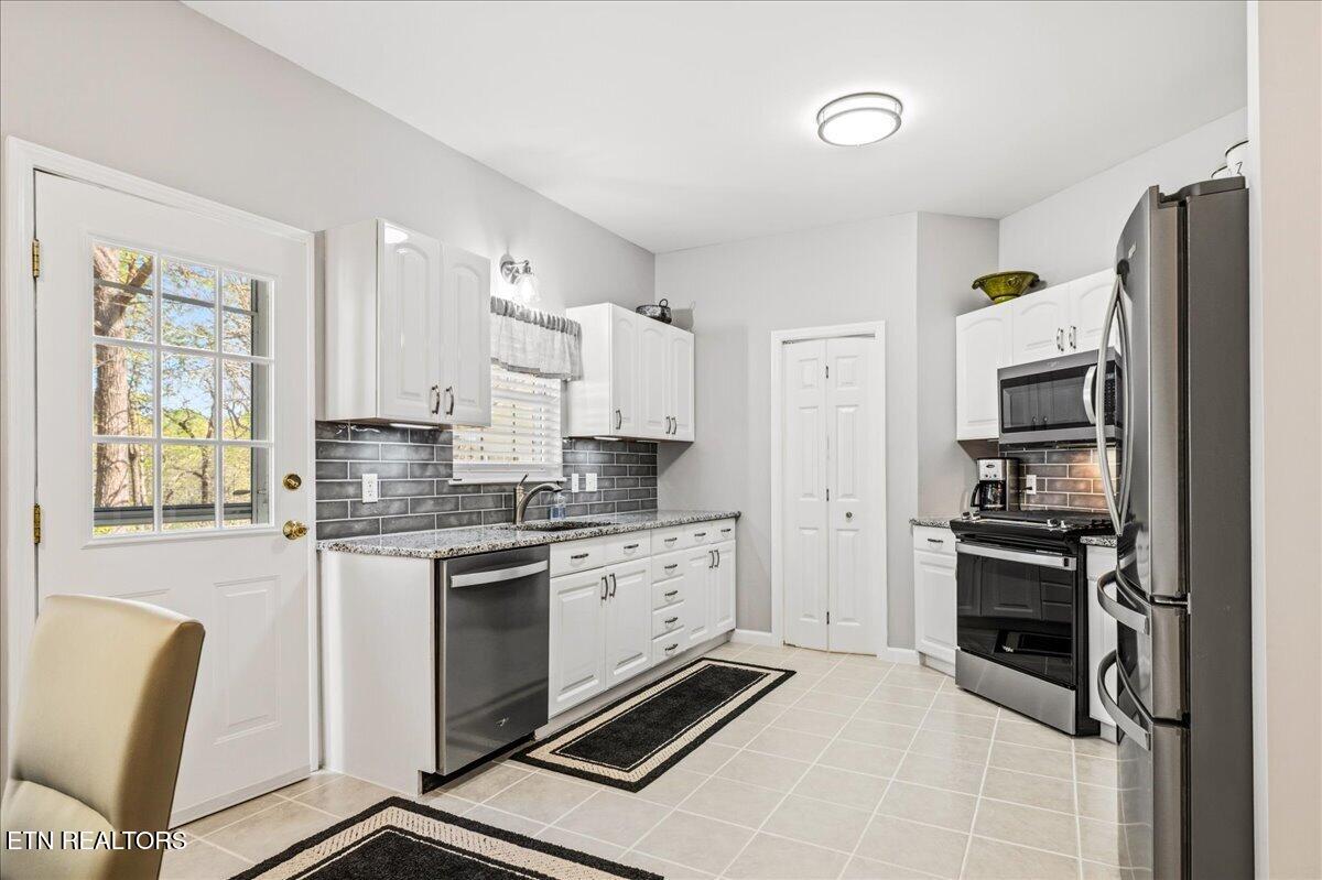 176 Mineral Springs Lane Jacksboro TN 37757
