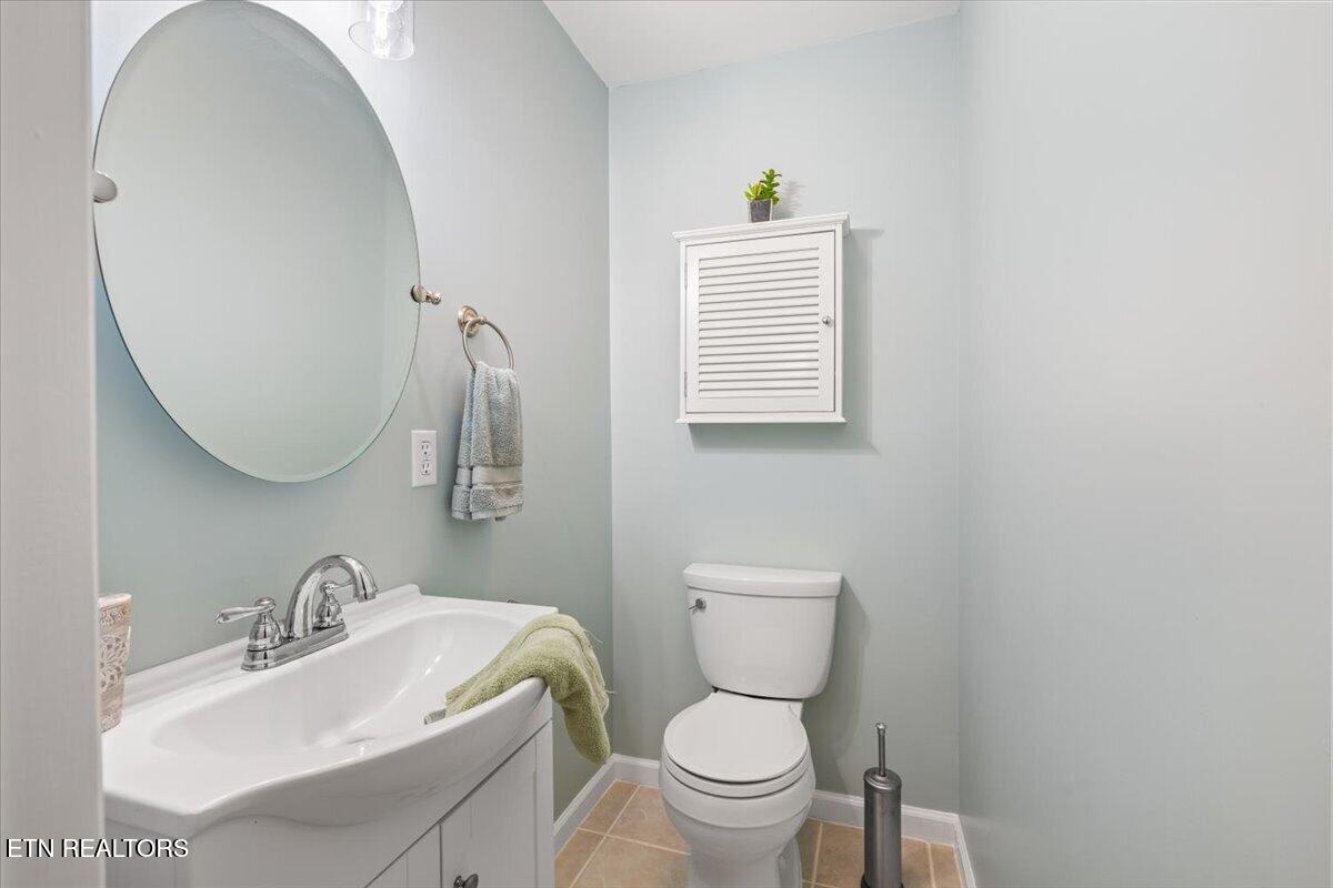 176 Mineral Springs Lane Jacksboro TN 37757