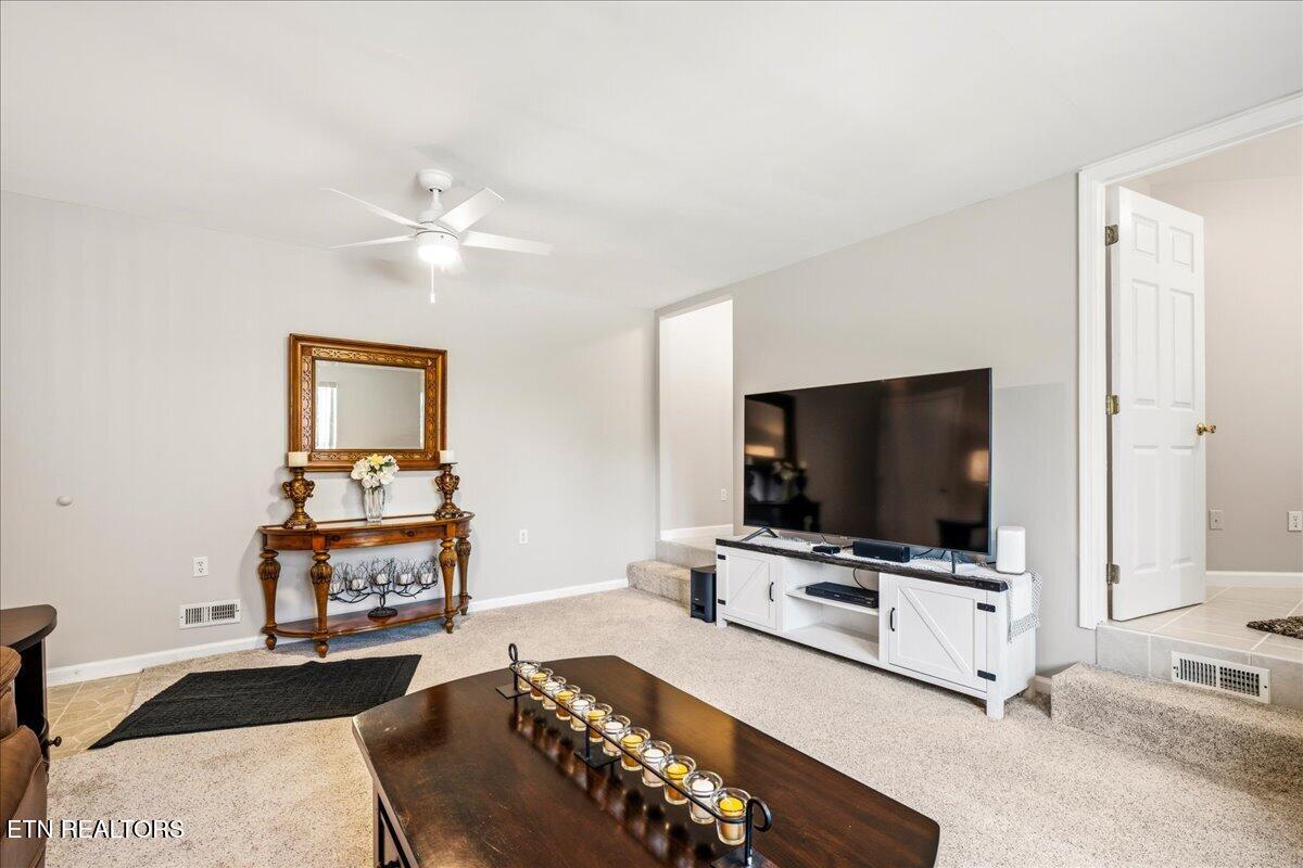 176 Mineral Springs Lane Jacksboro TN 37757