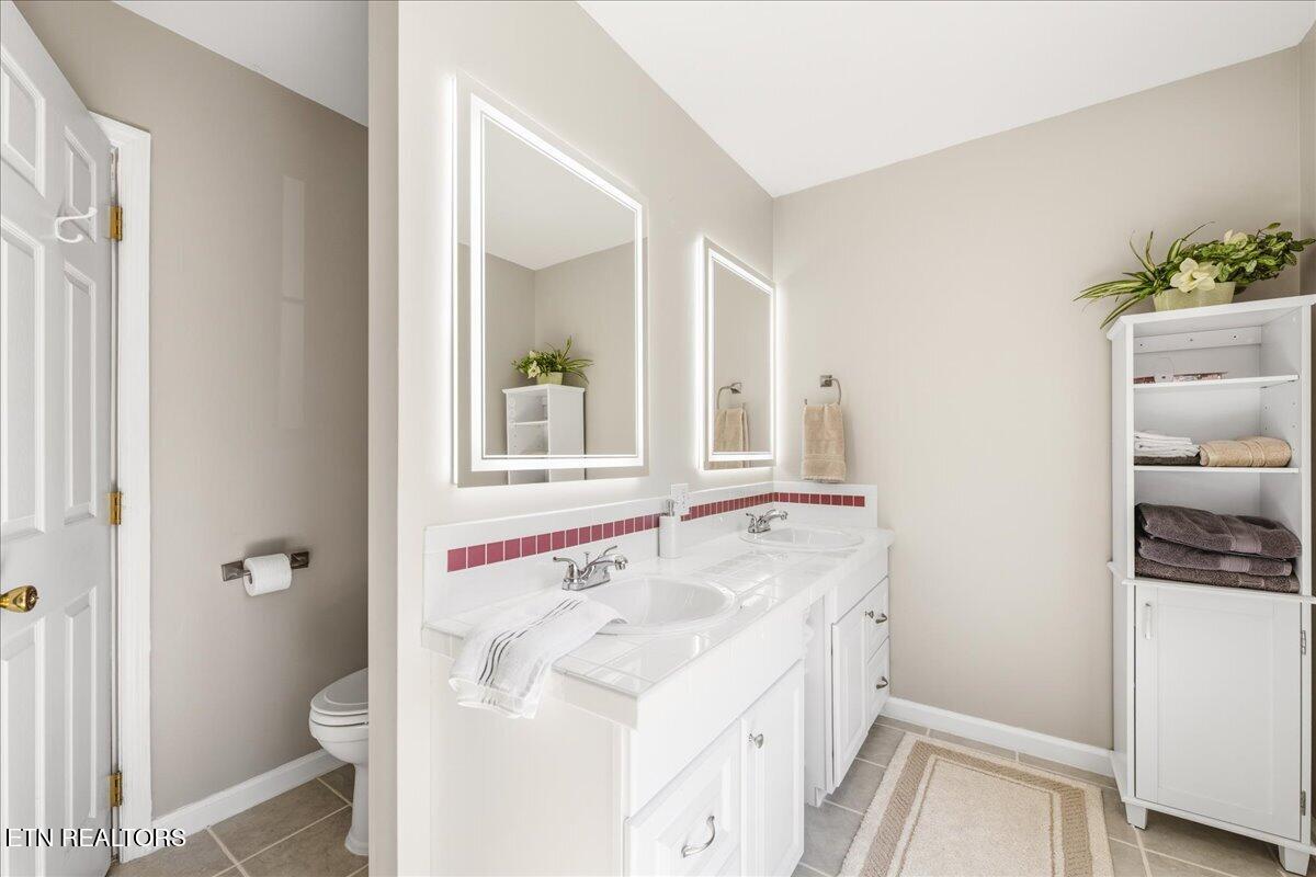 176 Mineral Springs Lane Jacksboro TN 37757