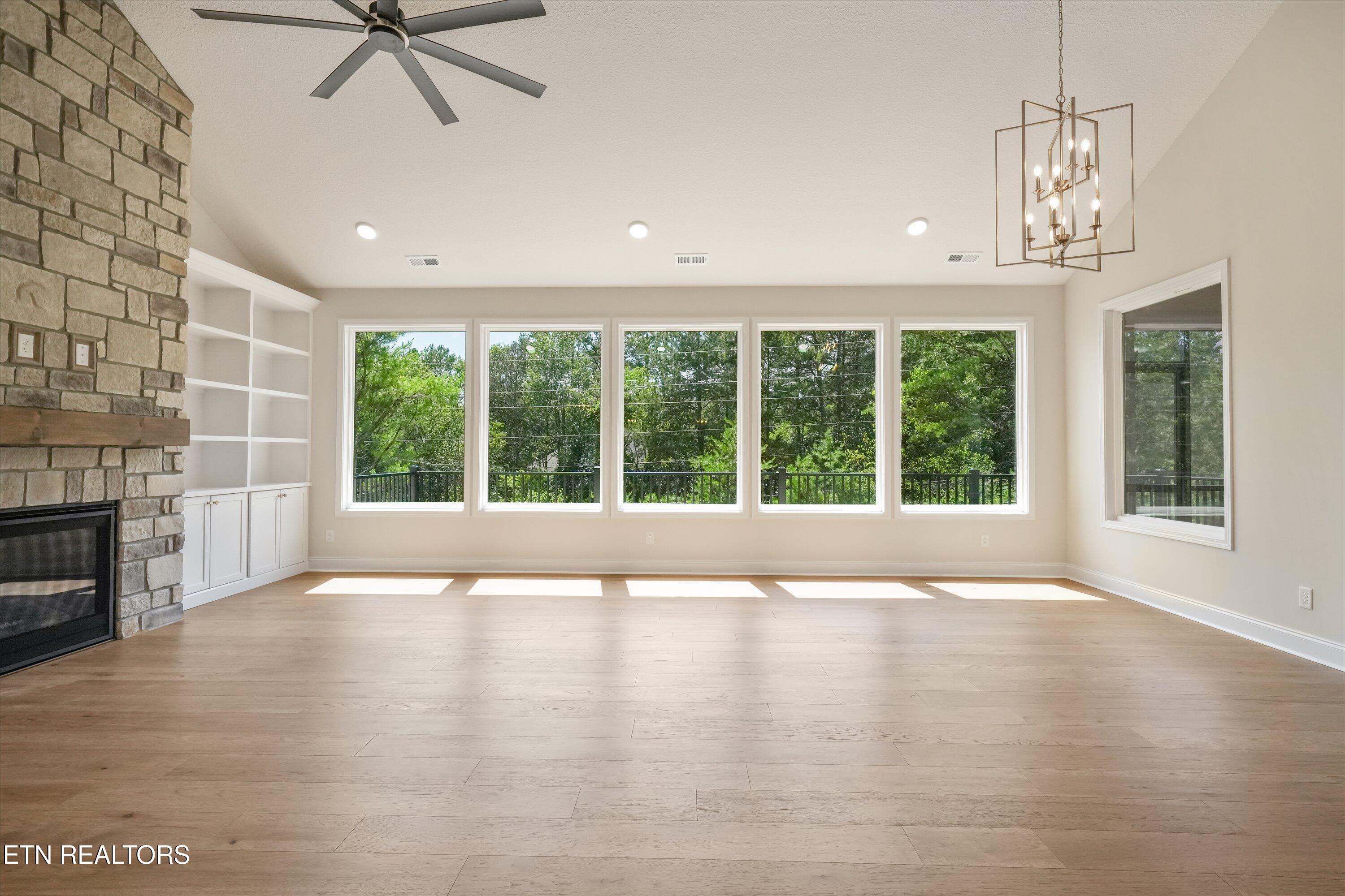 109 Chahyga Way Loudon TN 37774
