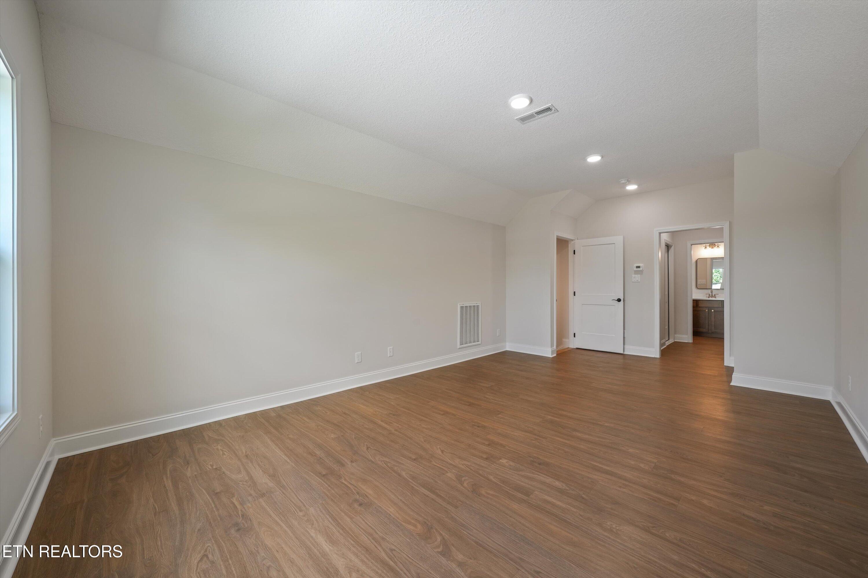 109 Chahyga Way Loudon TN 37774