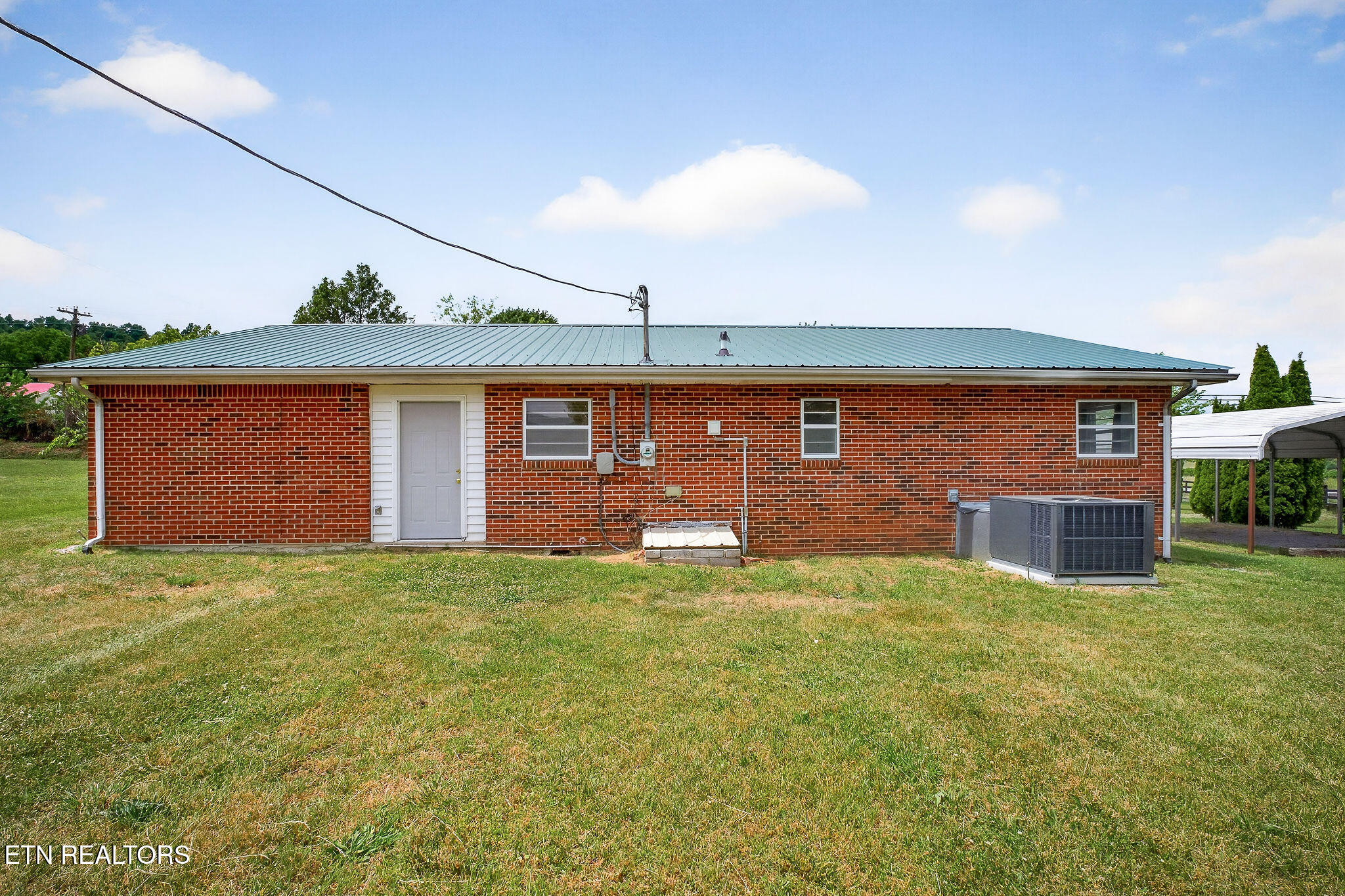1372 Jamestown Highway Livingston TN 38570