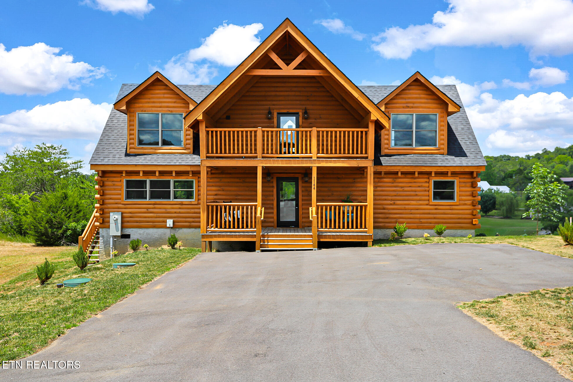 1144 Sanctuary Shores Way Sevierville TN 37876