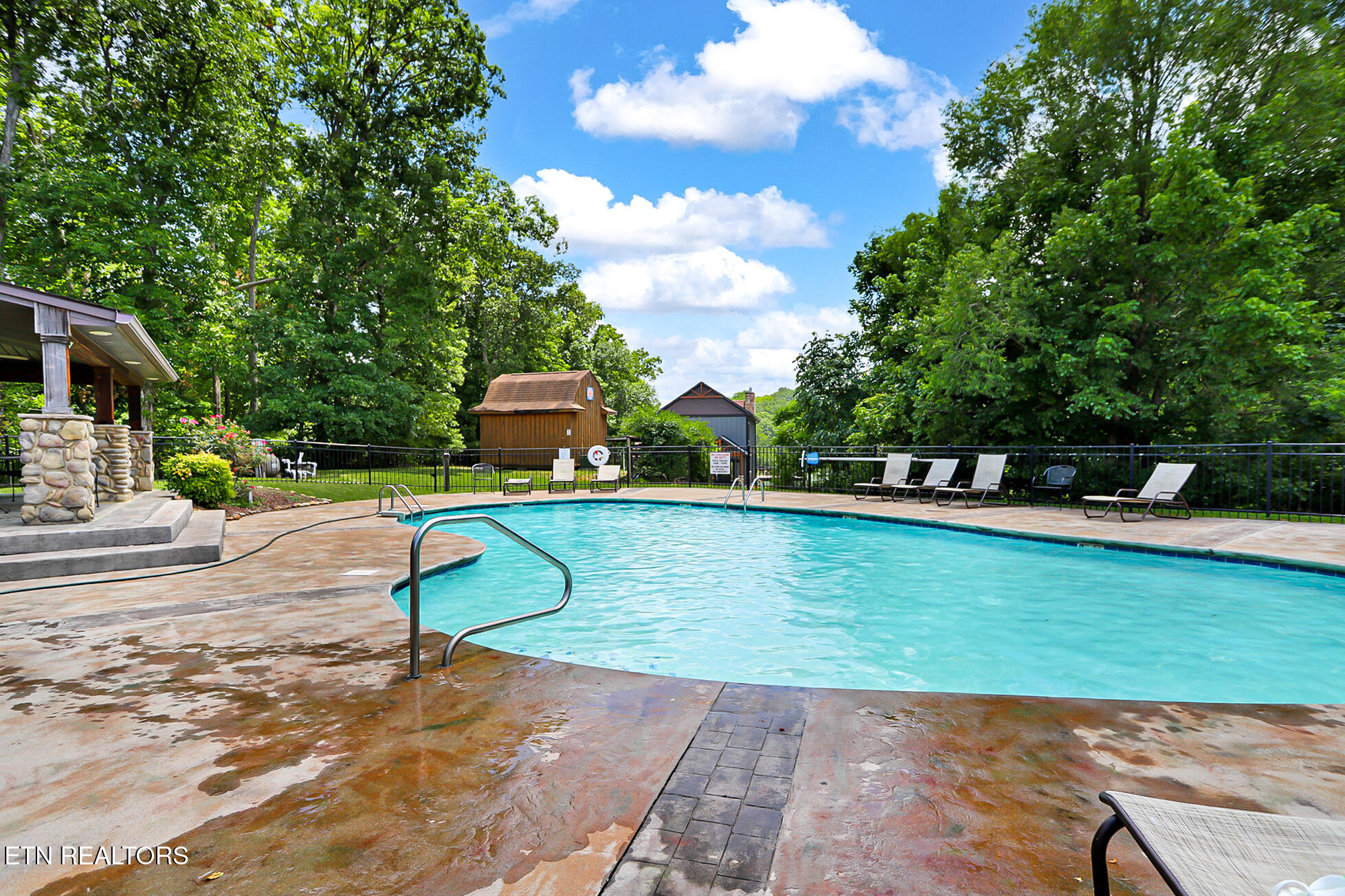 1144 Sanctuary Shores Way Sevierville TN 37876