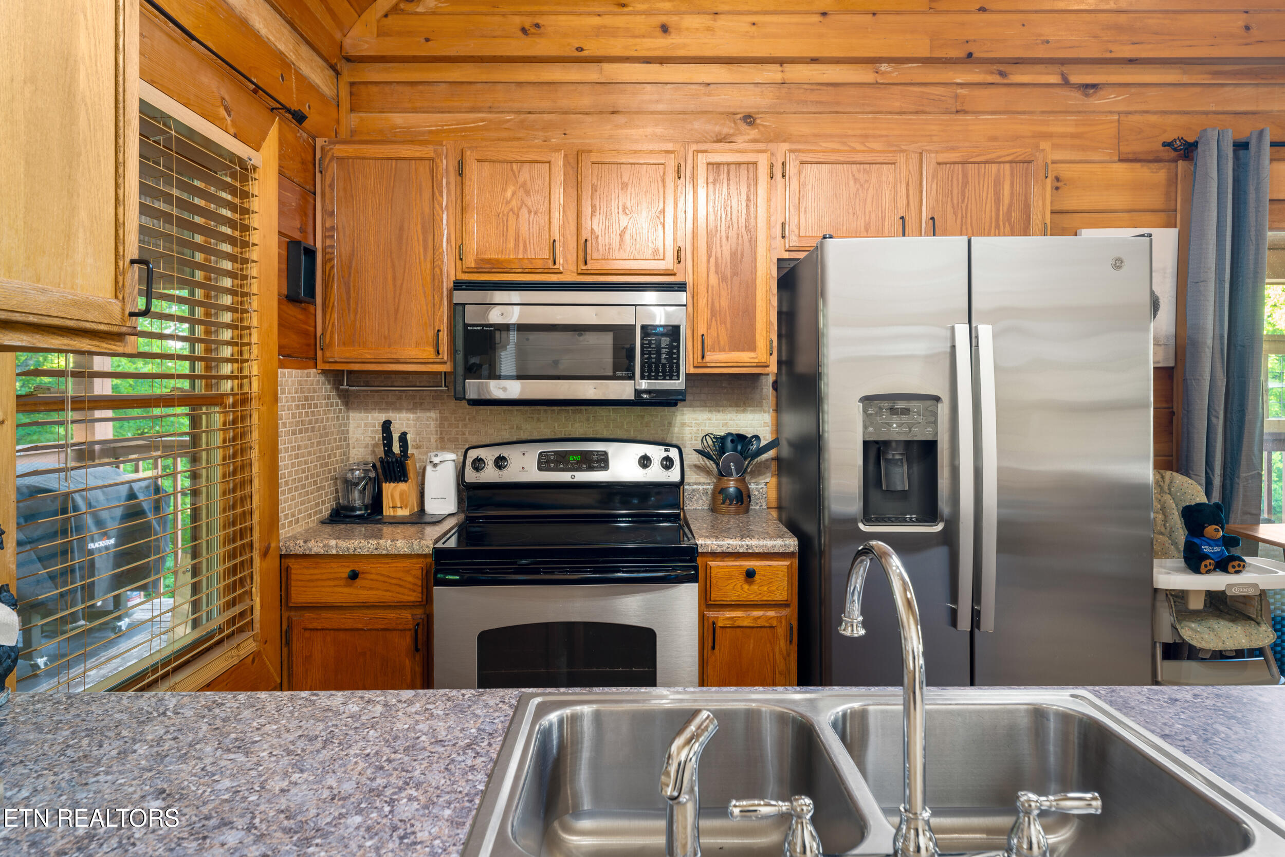 1810 Trout Way Sevierville TN 37862