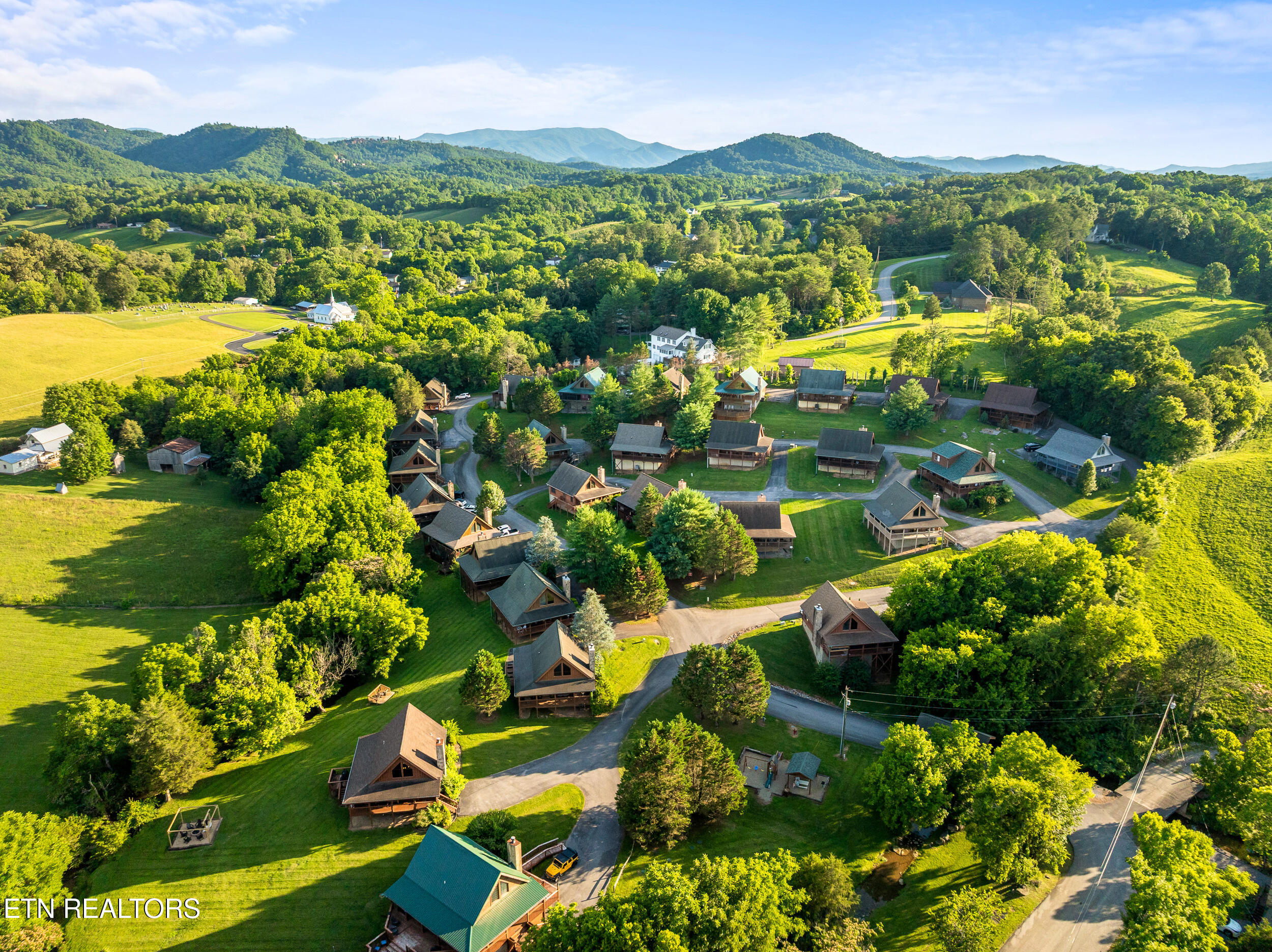 1810 Trout Way Sevierville TN 37862