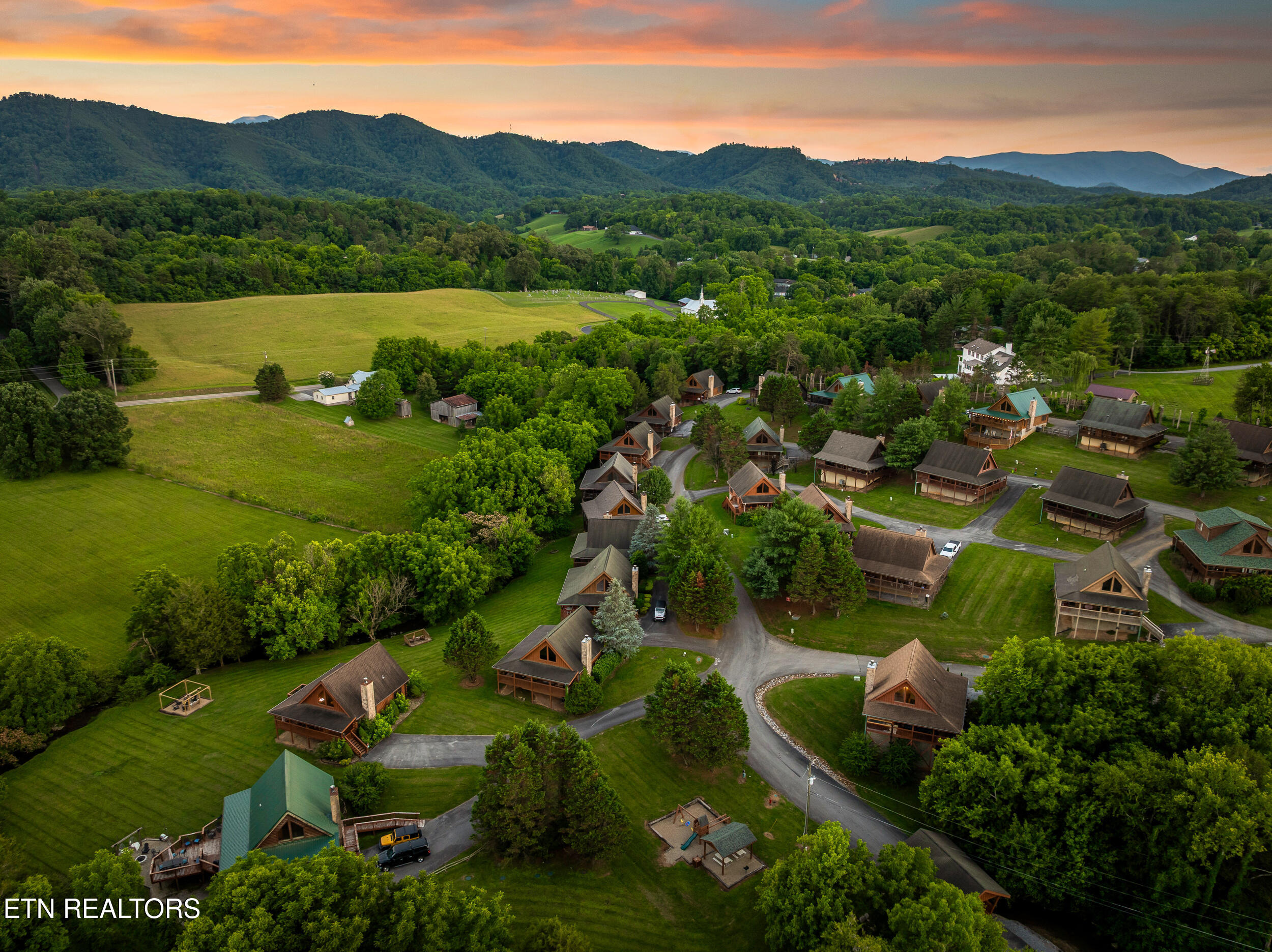 1810 Trout Way Sevierville TN 37862