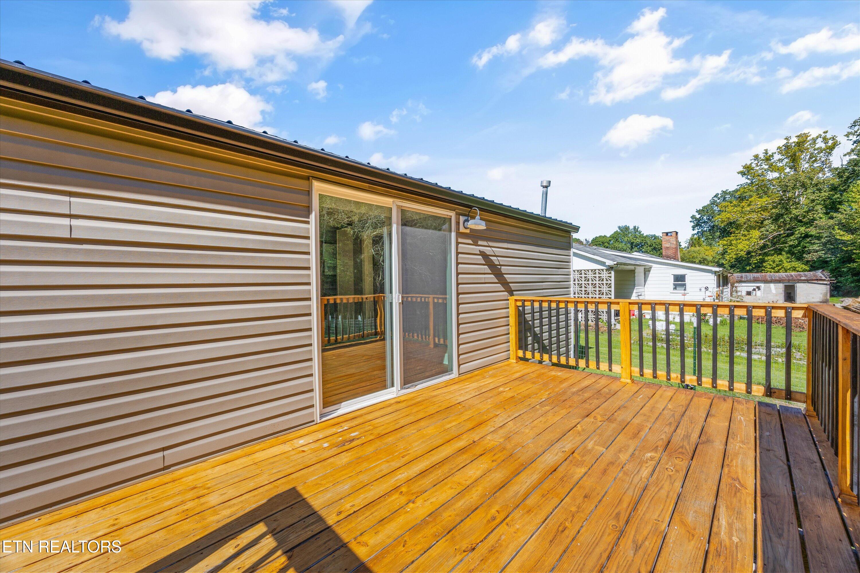 120 Keylon Drive Harriman TN 37748