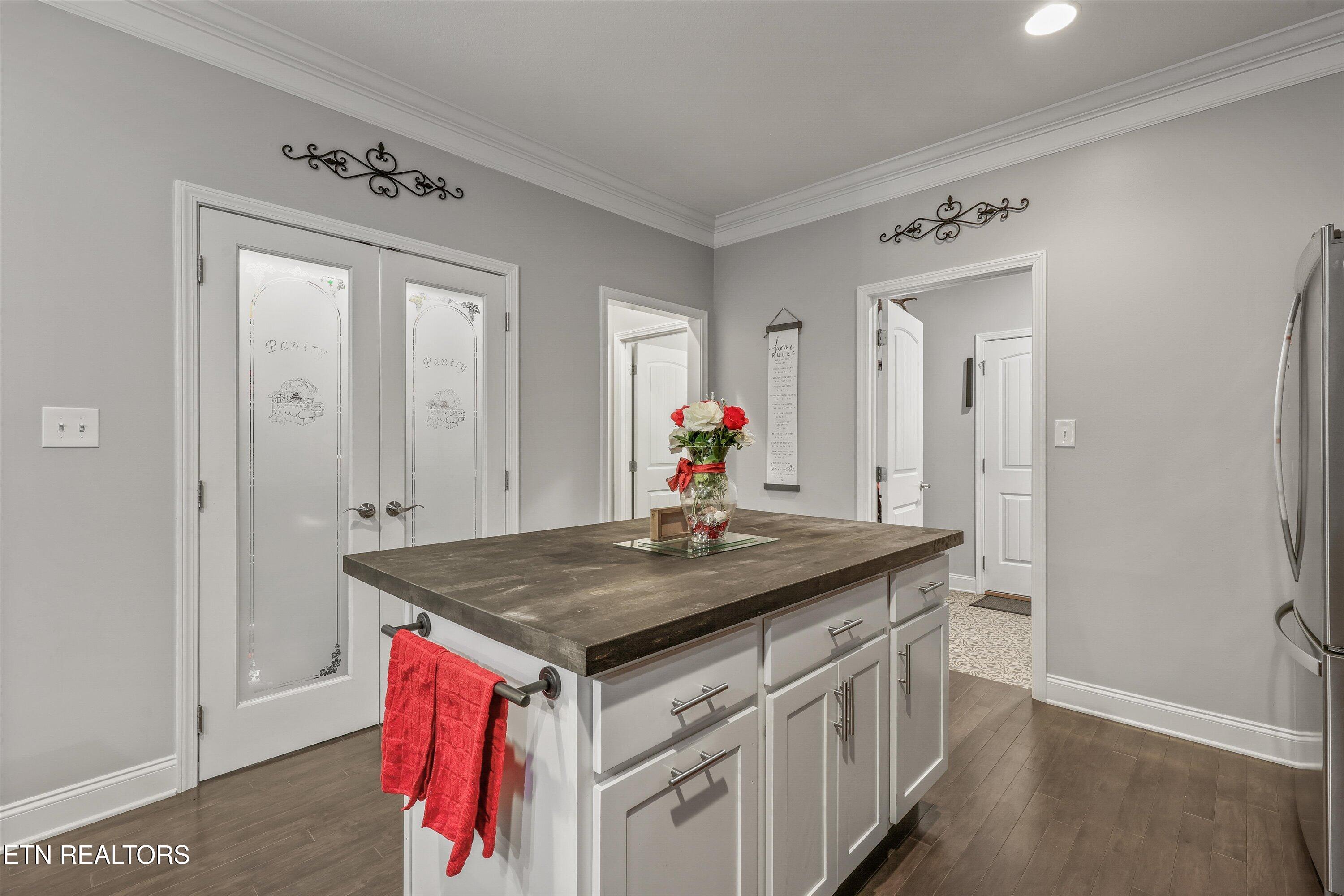 127 W Rarity Ridge Parkway Oak Ridge TN 37830