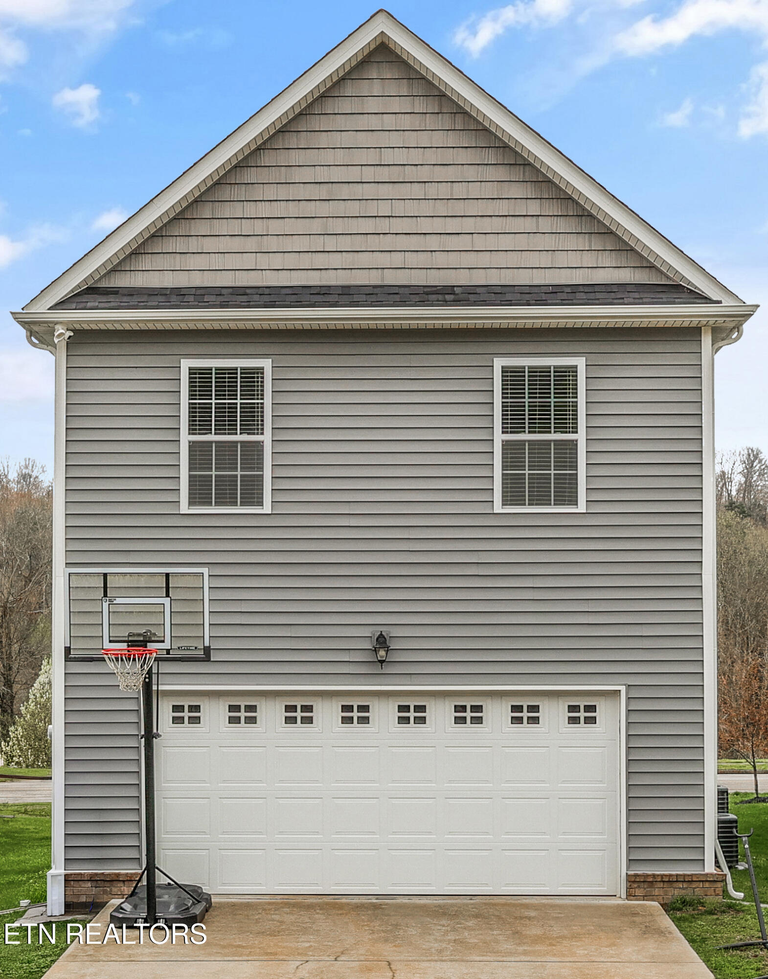 127 W Rarity Ridge Parkway Oak Ridge TN 37830