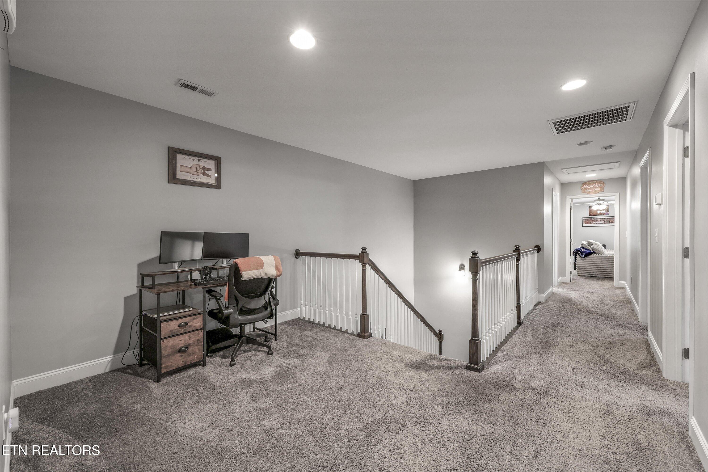 127 W Rarity Ridge Parkway Oak Ridge TN 37830
