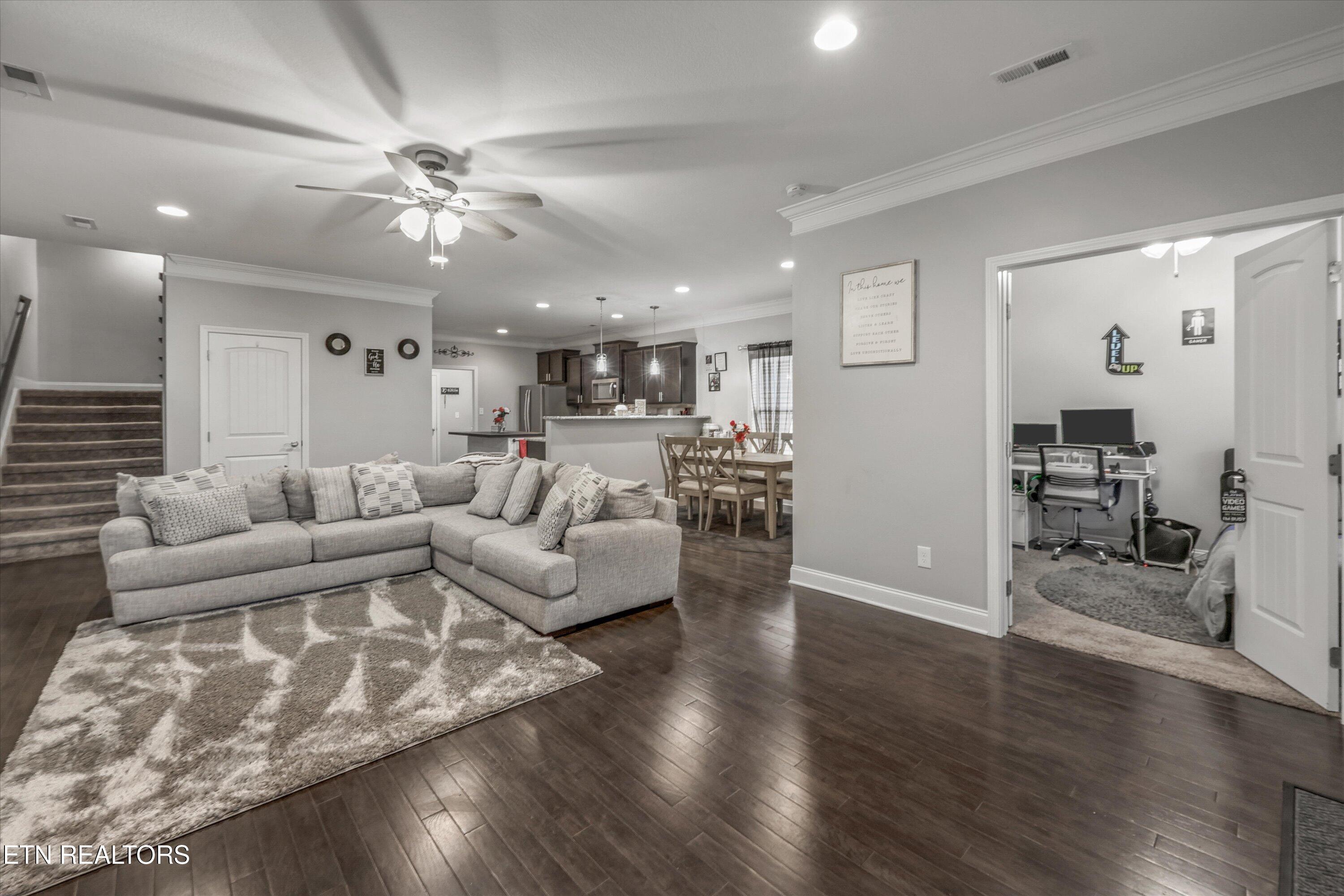 127 W Rarity Ridge Parkway Oak Ridge TN 37830