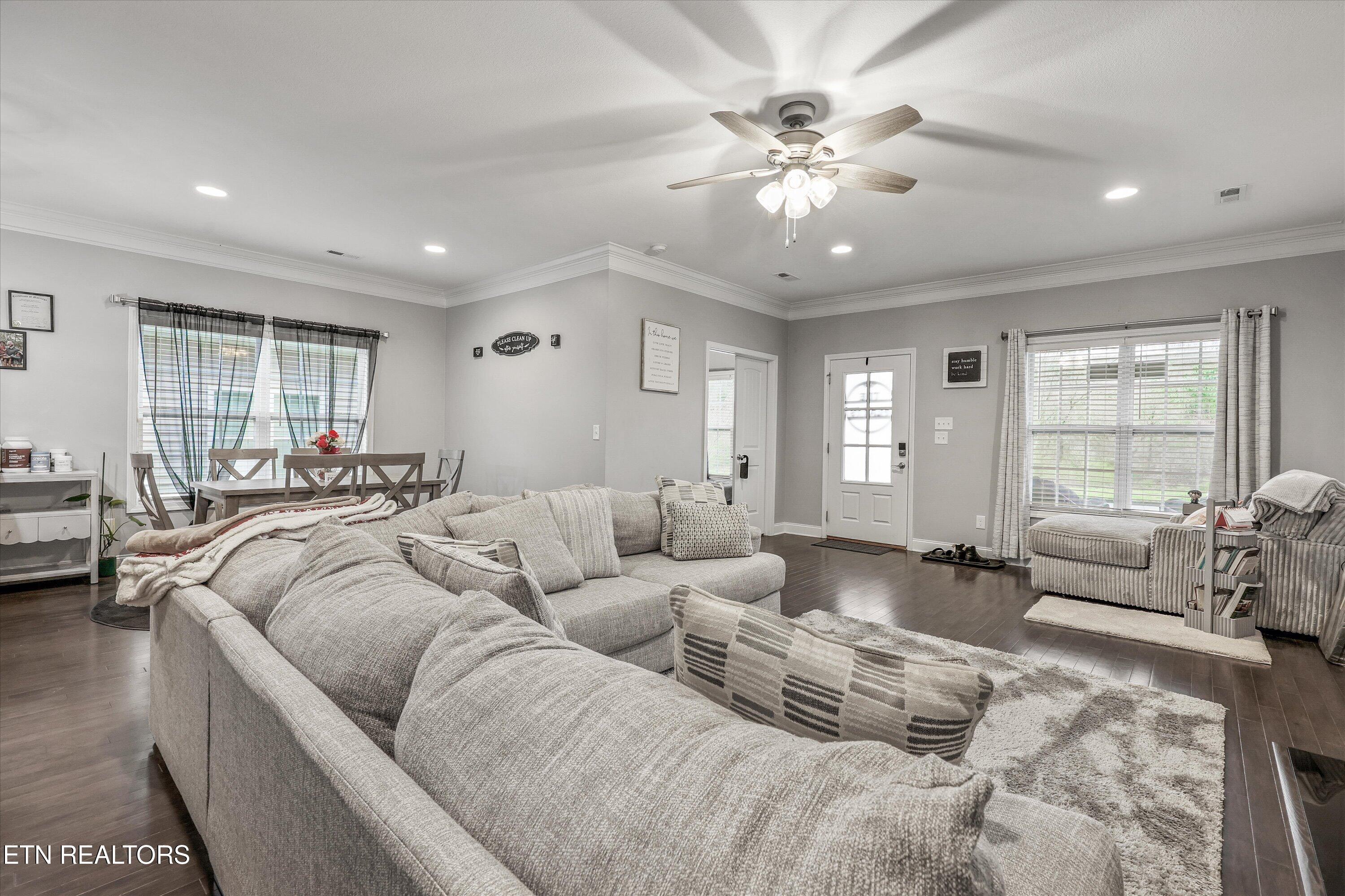 127 W Rarity Ridge Parkway Oak Ridge TN 37830