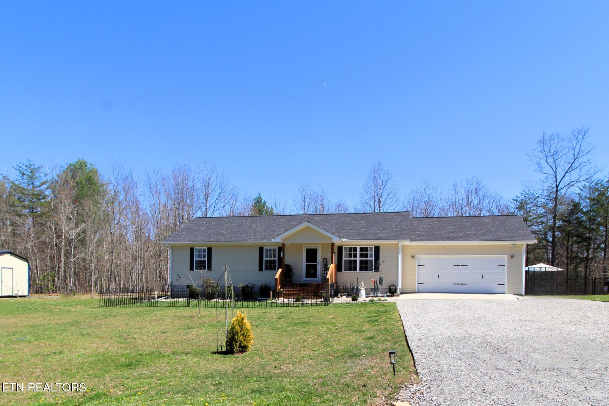 838 Dulog Trail Jamestown TN 38556