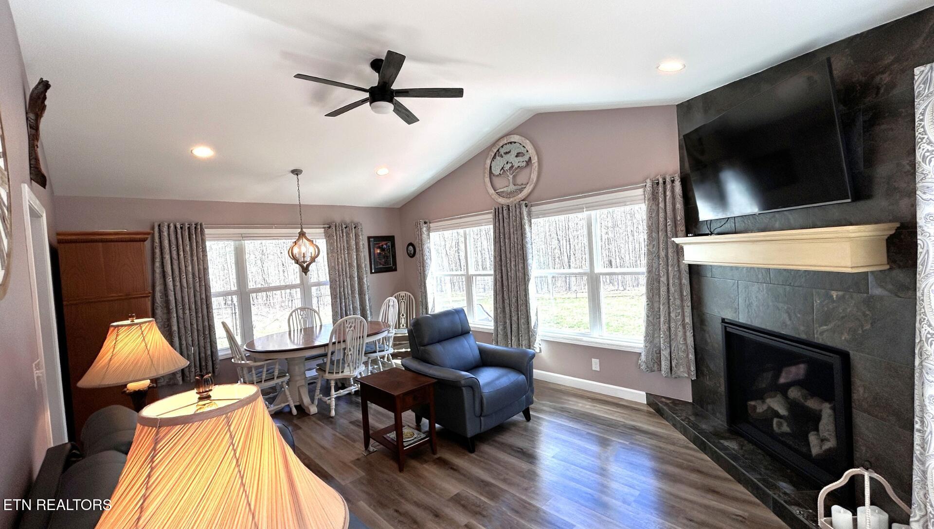 838 Dulog Trail Jamestown TN 38556