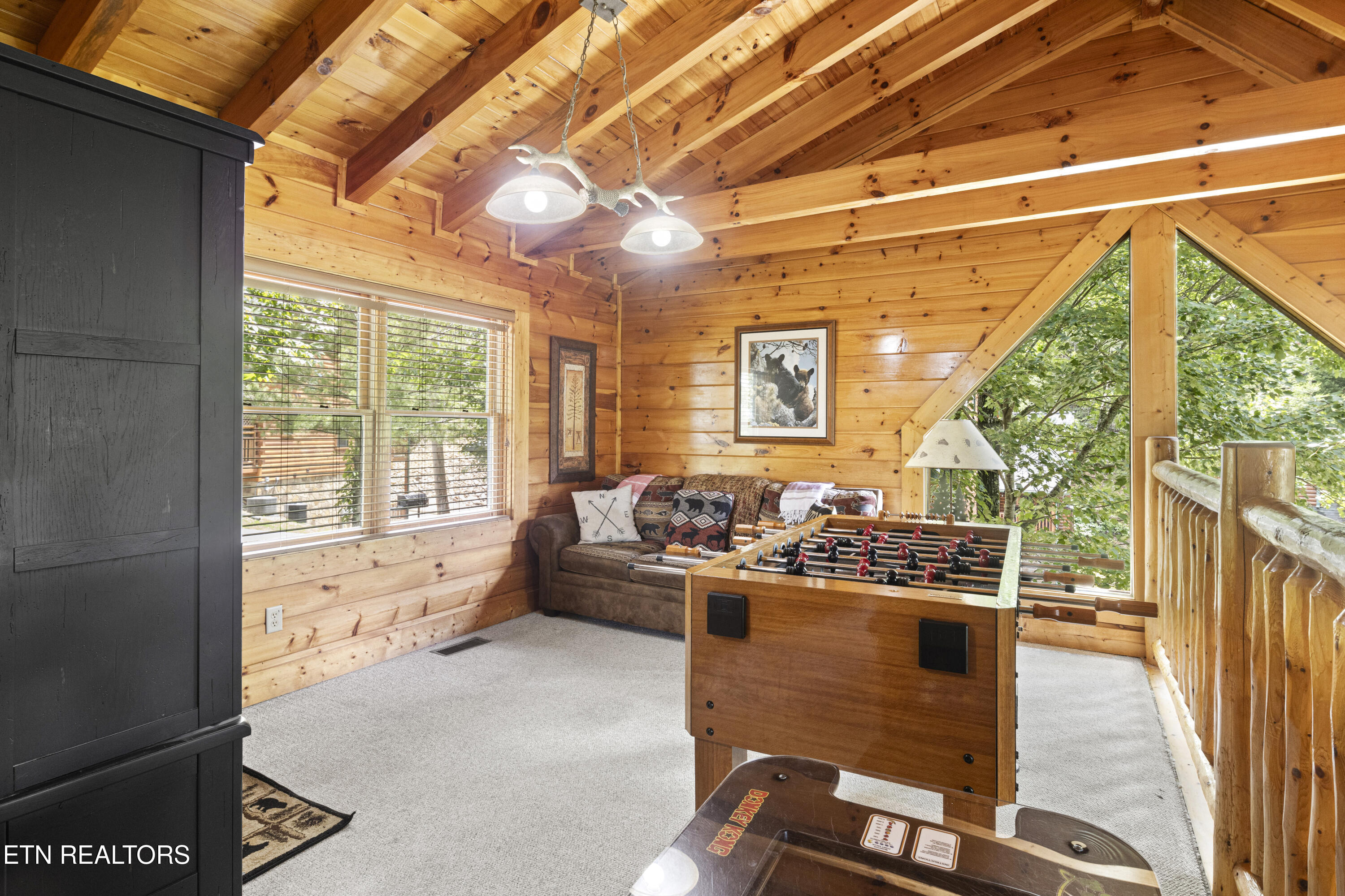 1665 Mountain Lodge Way Pigeon Forge TN 37862