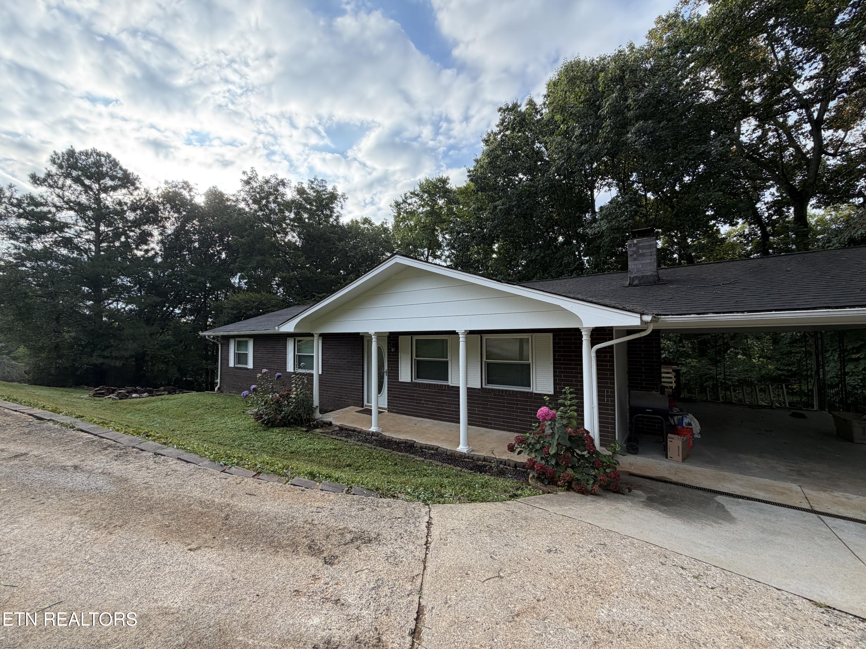 167 Hudson Lane Clinton TN 37716