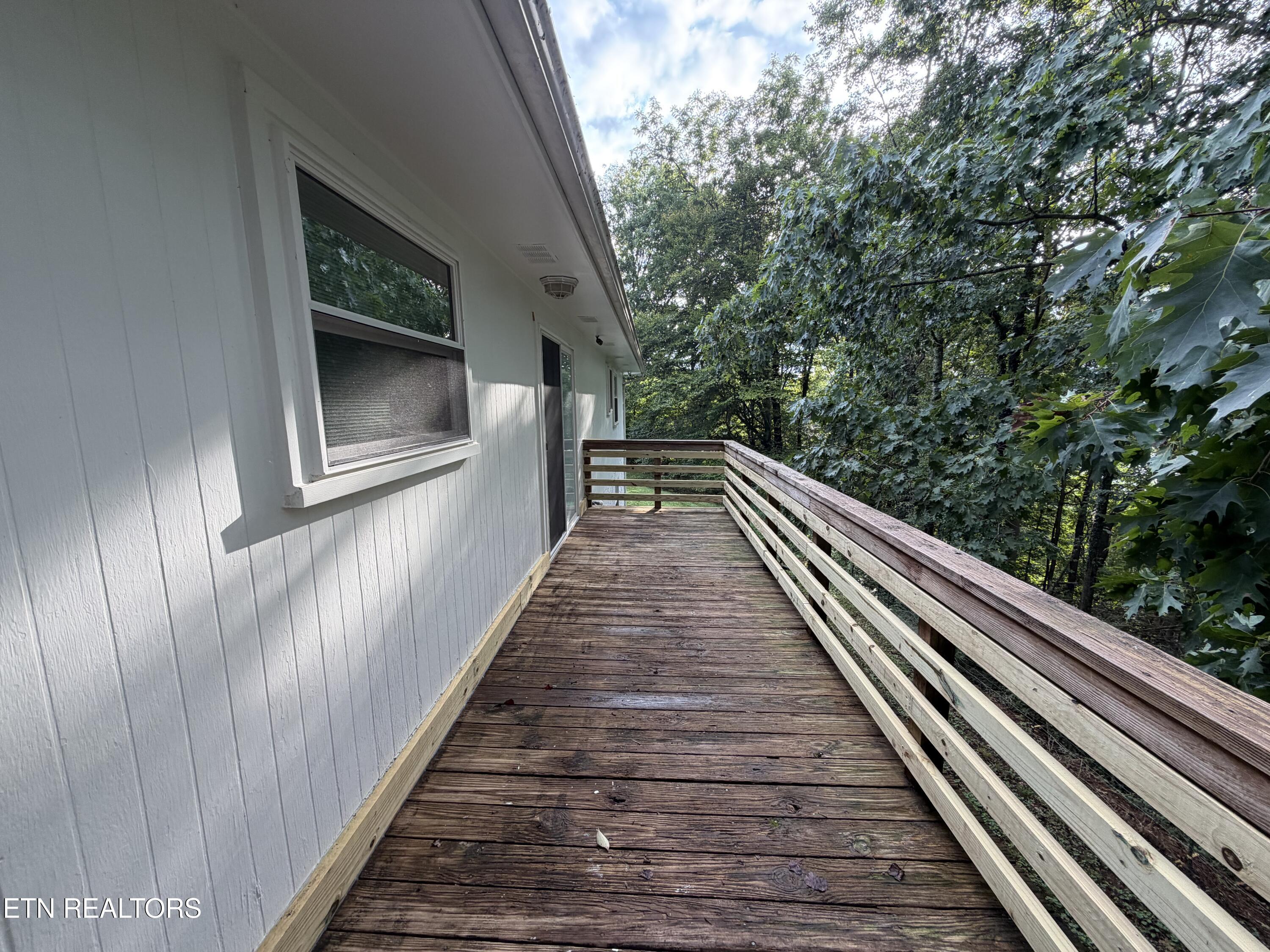167 Hudson Lane Clinton TN 37716