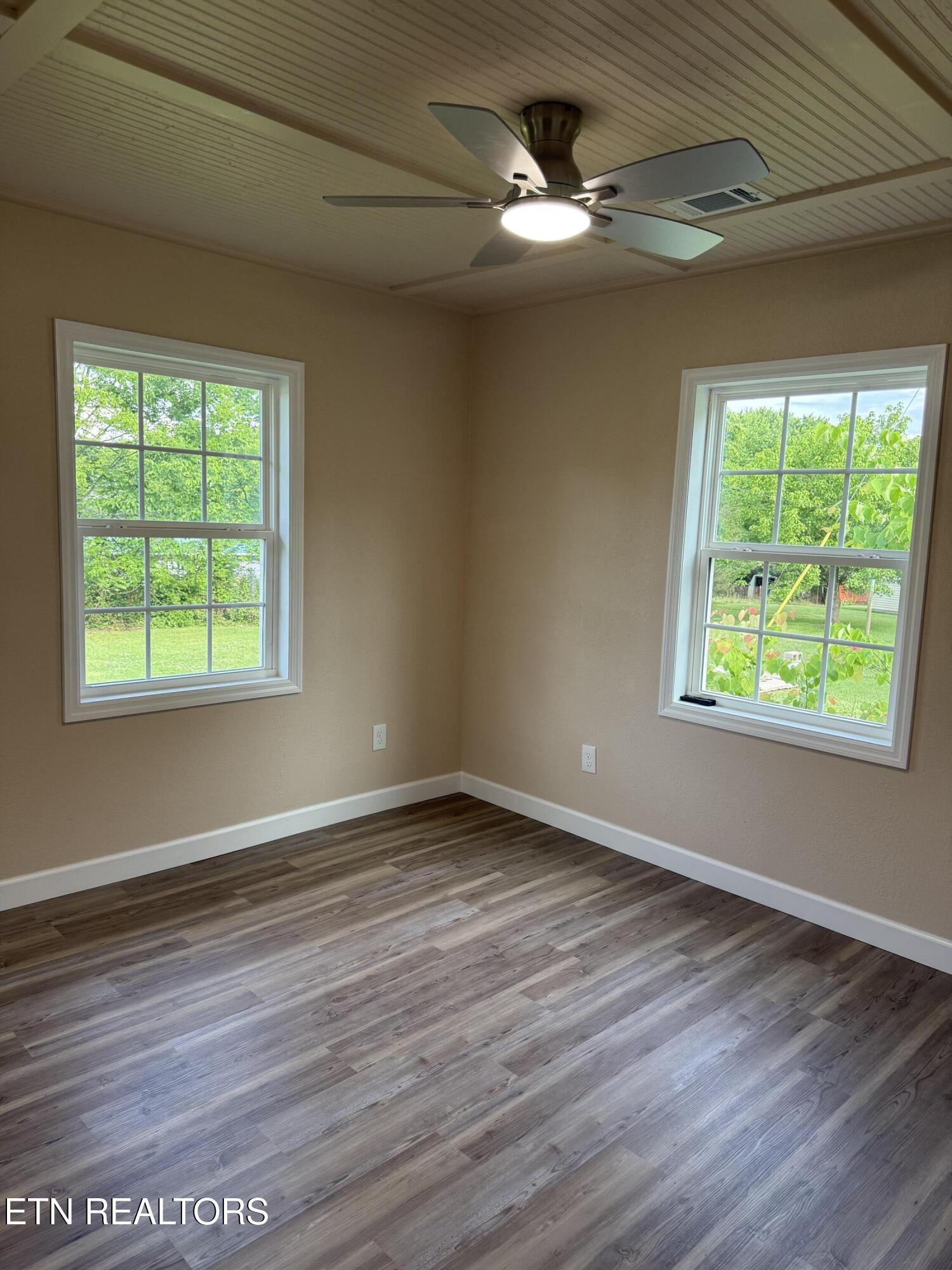 404 Greenwood Circle Madisonville TN 37354