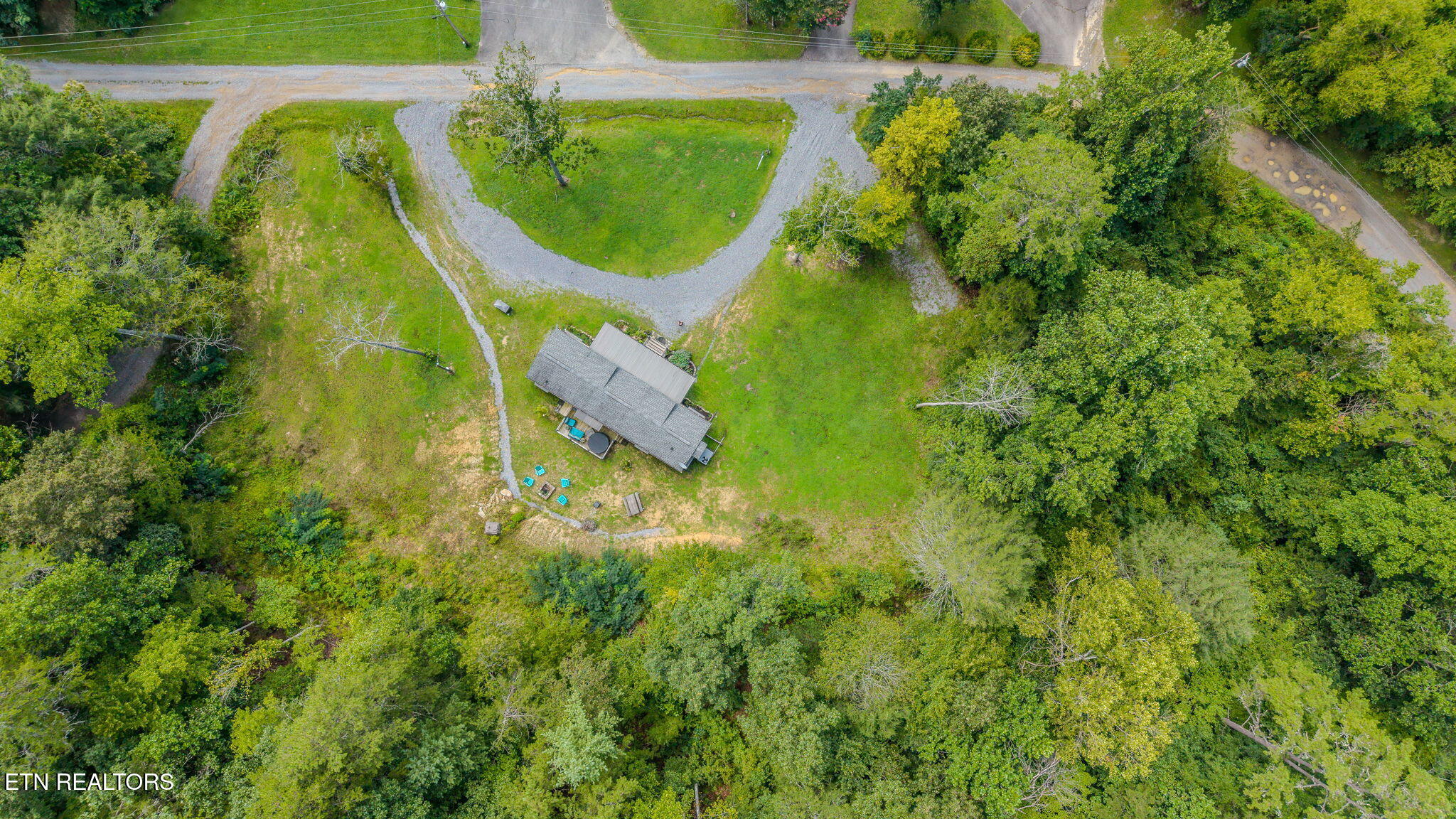 1939 Creek Hollow Way Sevierville TN 37876