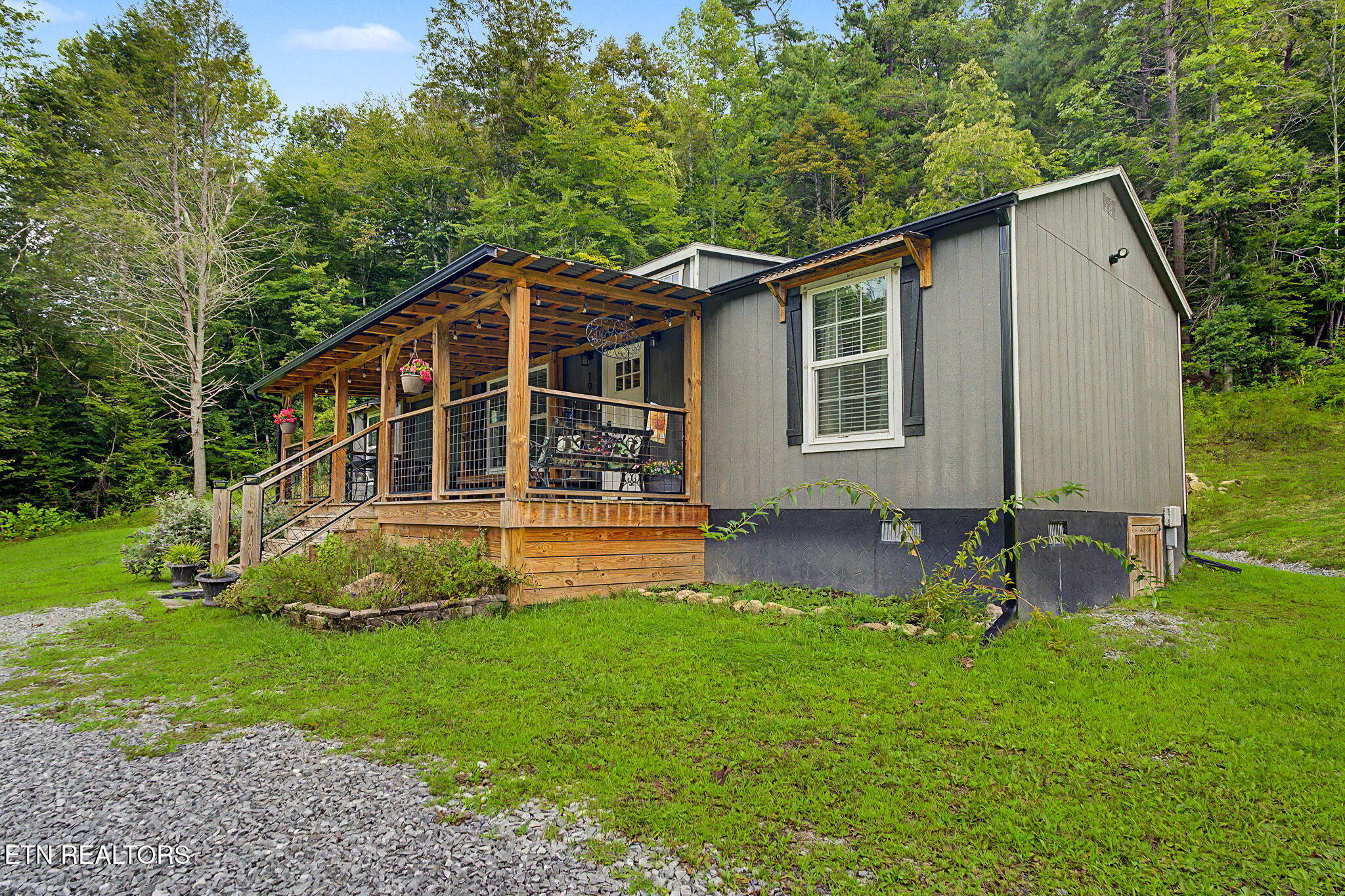 1939 Creek Hollow Way Sevierville TN 37876