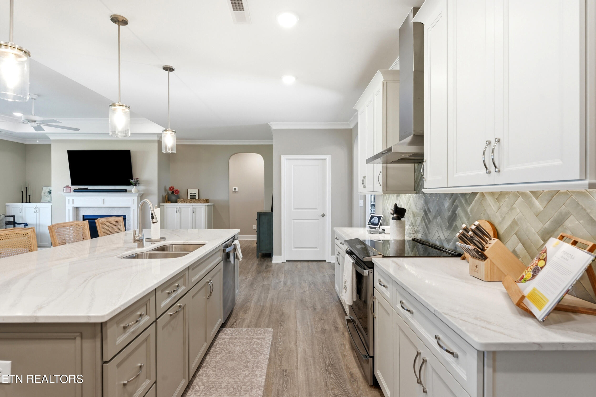 1869 Persimmon Ridge Loudon TN 37774