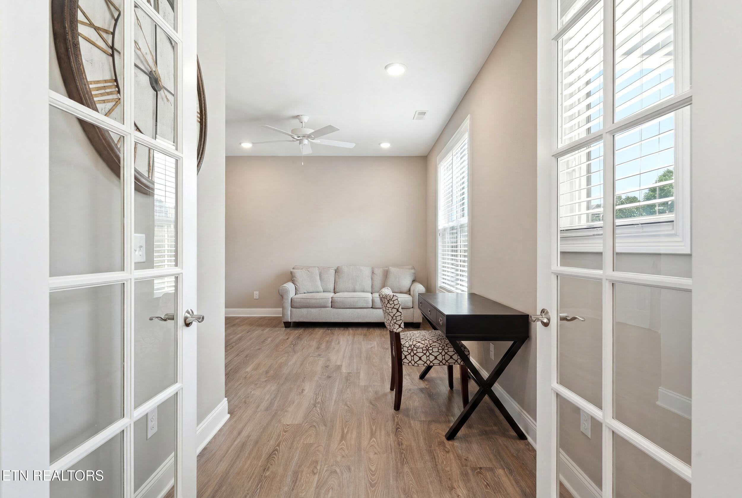 1869 Persimmon Ridge Loudon TN 37774