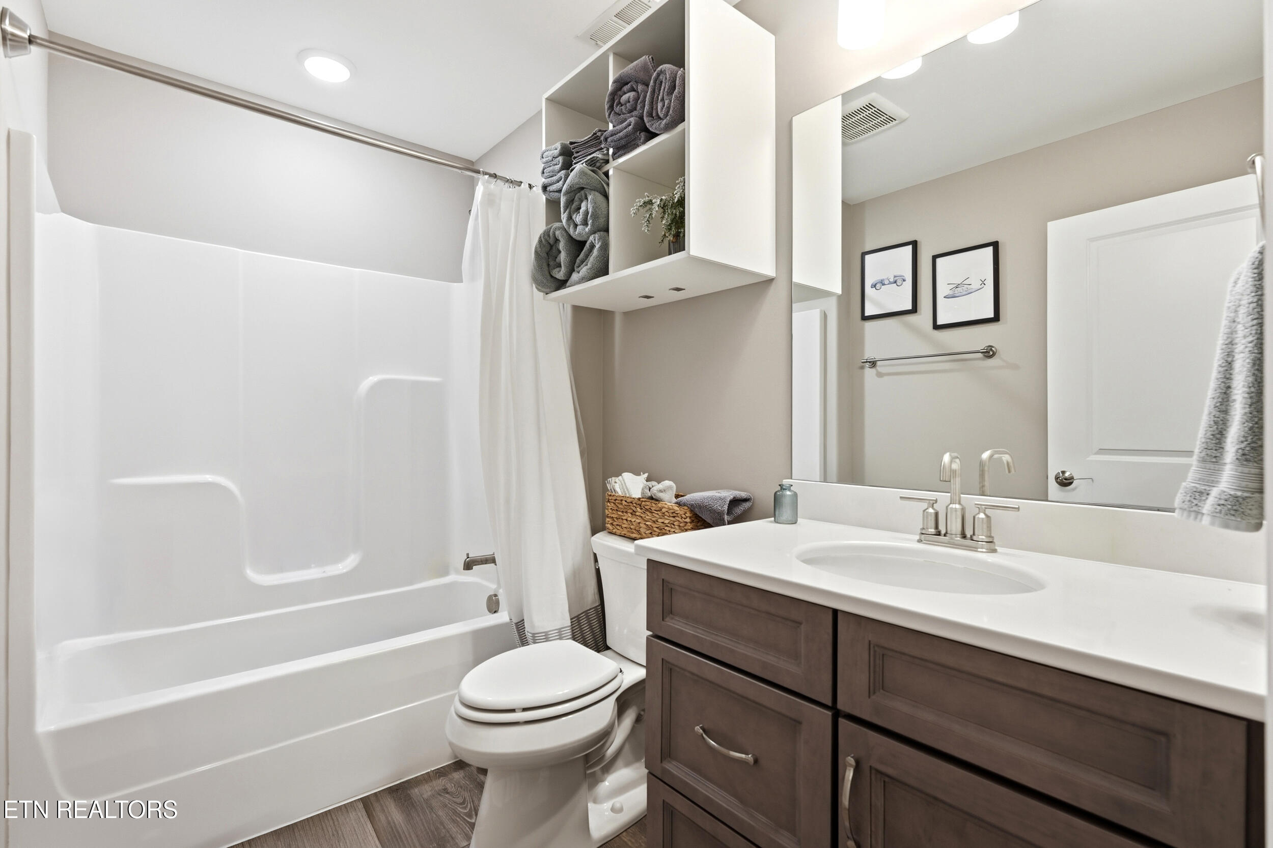 1869 Persimmon Ridge Loudon TN 37774