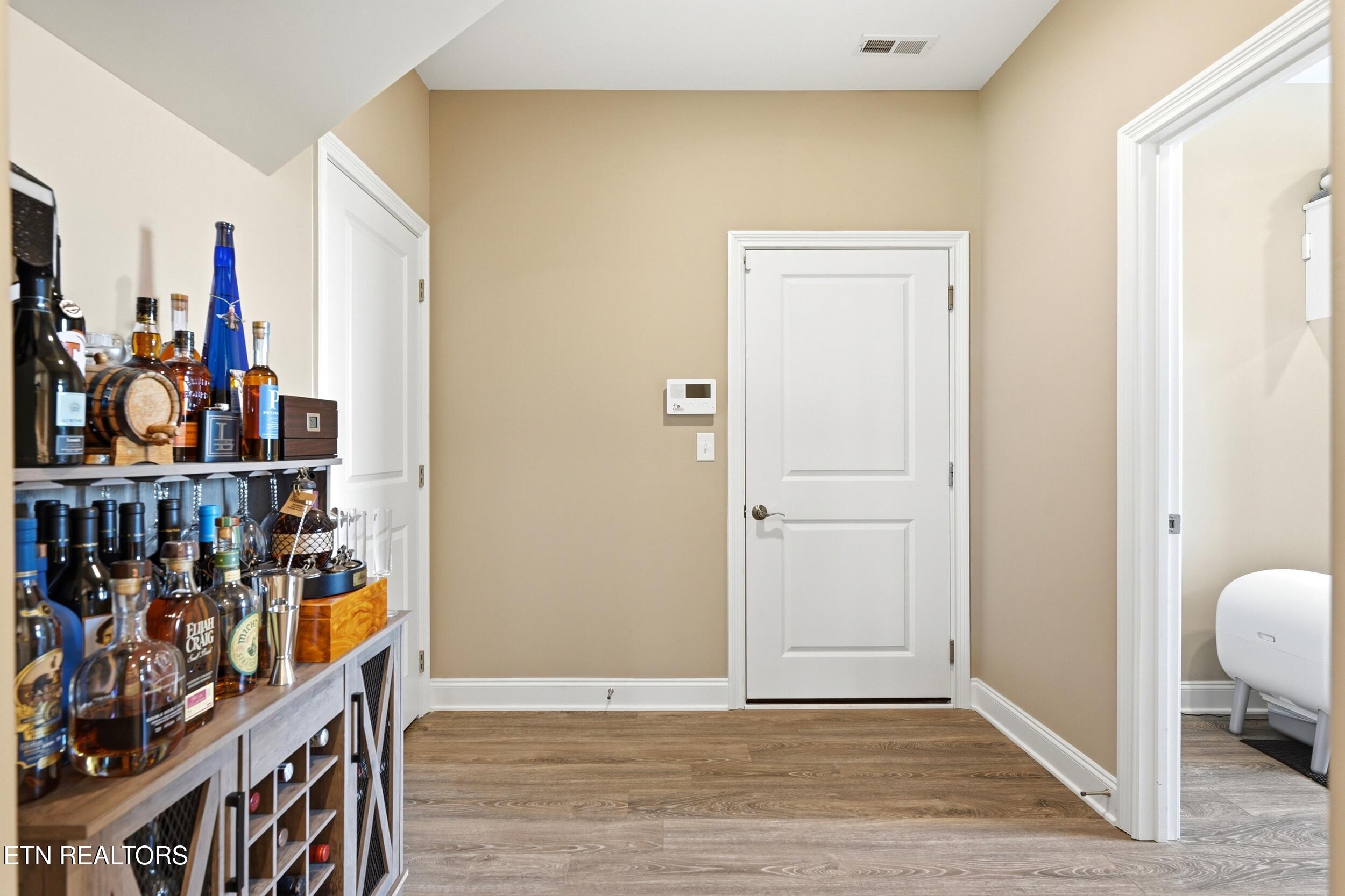 1869 Persimmon Ridge Loudon TN 37774