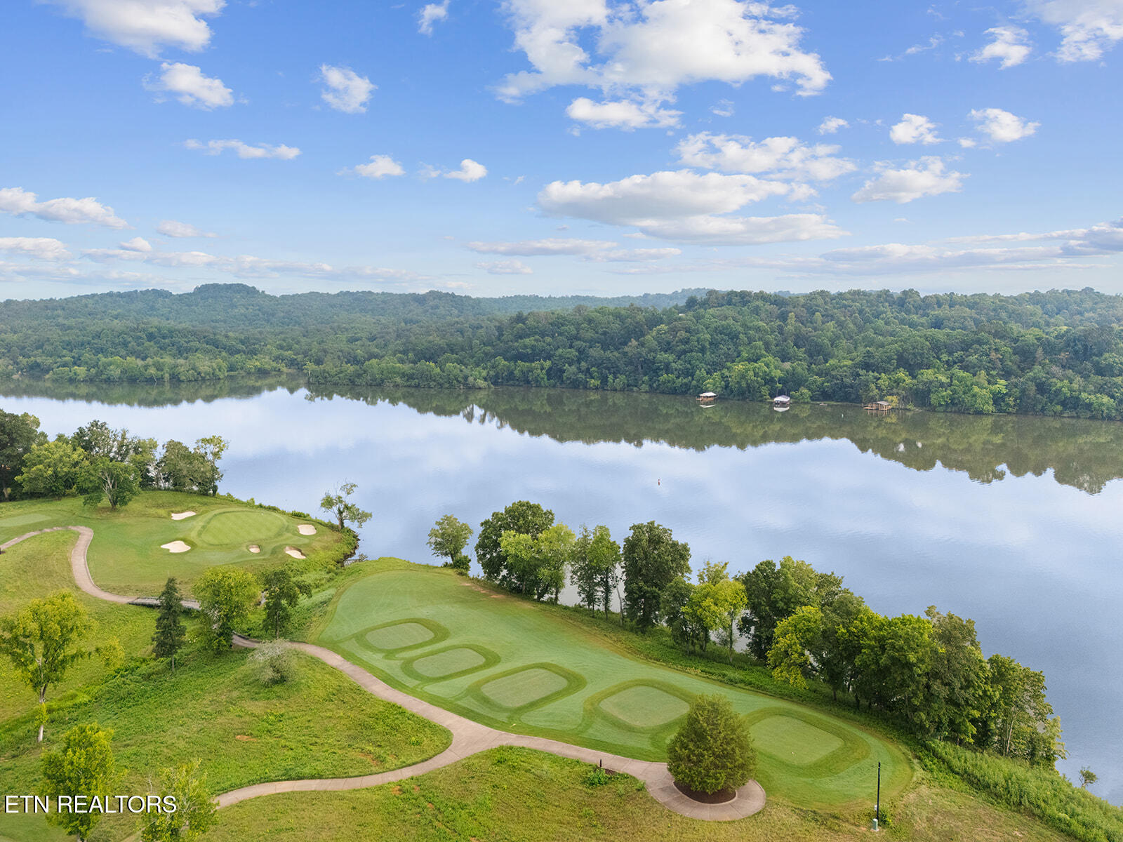1869 Persimmon Ridge Loudon TN 37774