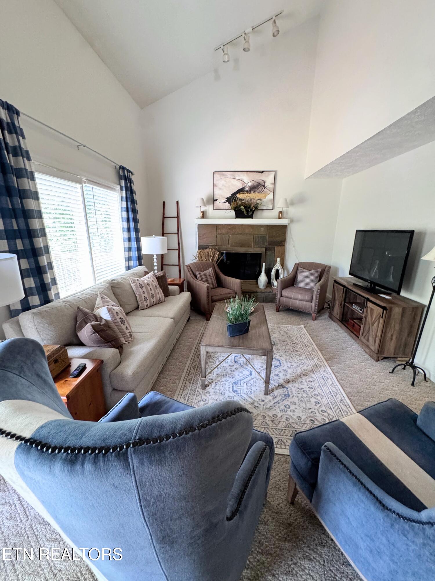 2572 Highland Park Drive Pigeon Forge TN 37863
